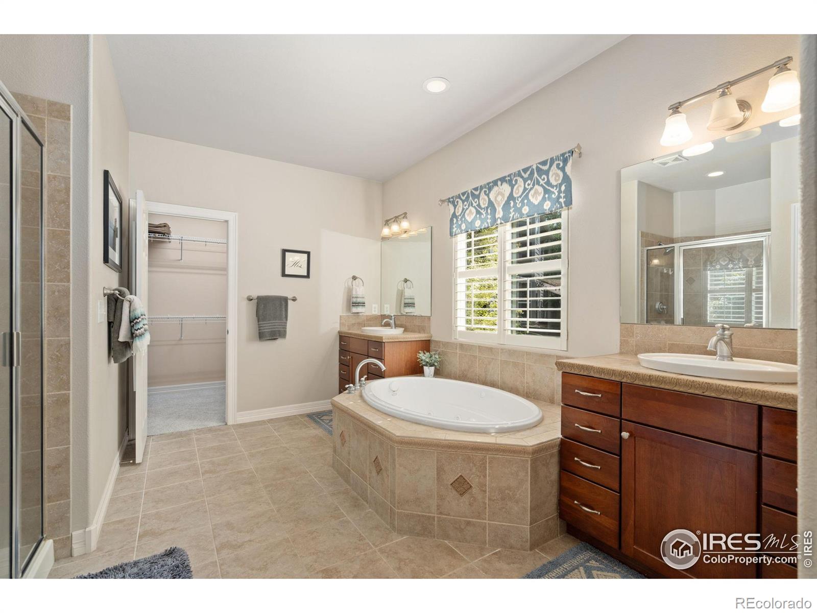 6523 Aberdour Circle, Windsor, CO 80550, 5 Bedrooms Bedrooms, ,5 BathroomsBathrooms,Residential,For Sale,Aberdour,RECIR1016031