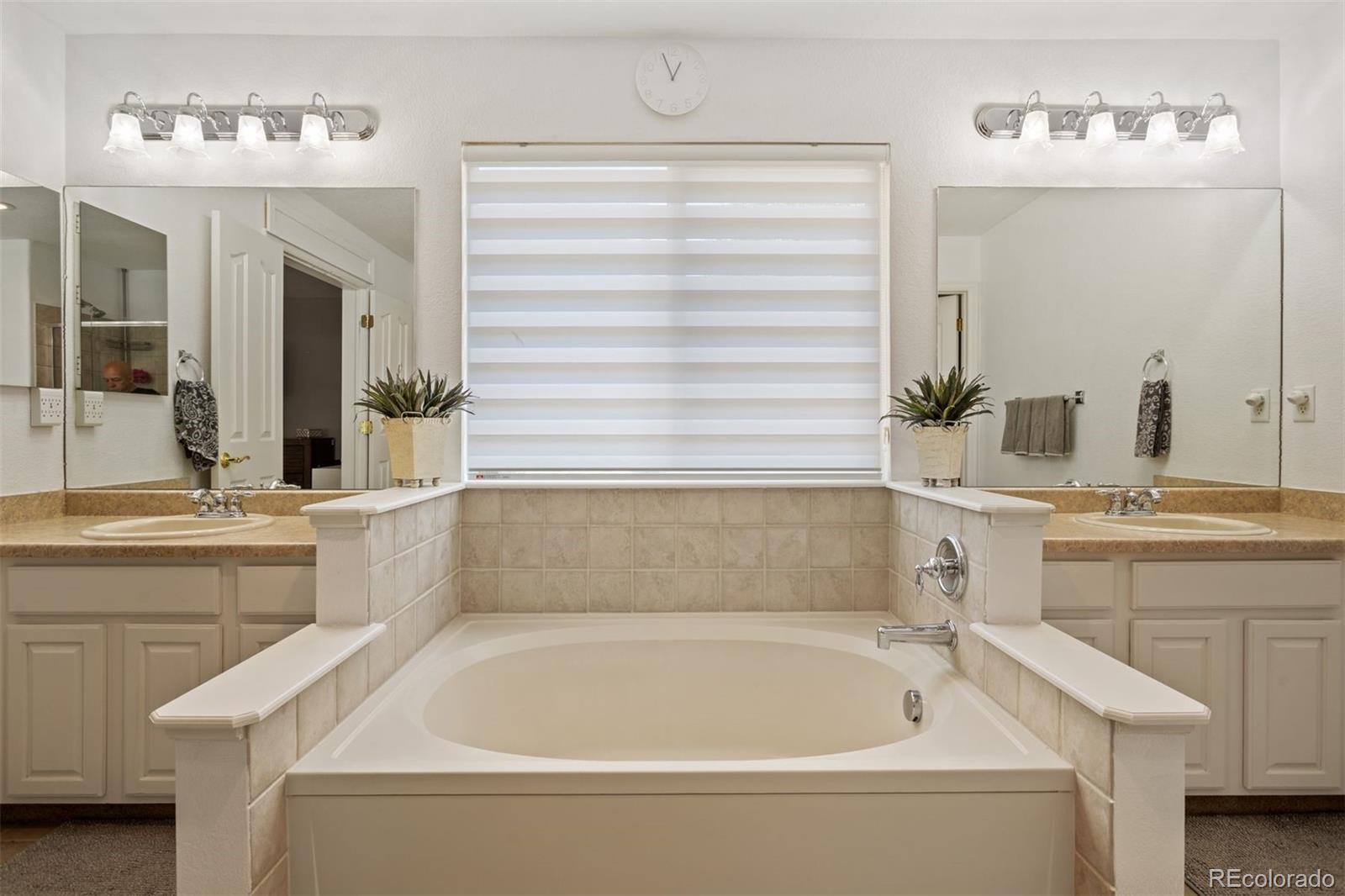 4190 Astrion Court, Castle Rock, CO 80104, 4 Bedrooms Bedrooms, ,3 BathroomsBathrooms,Residential,For Sale,Astrion,REC5941335