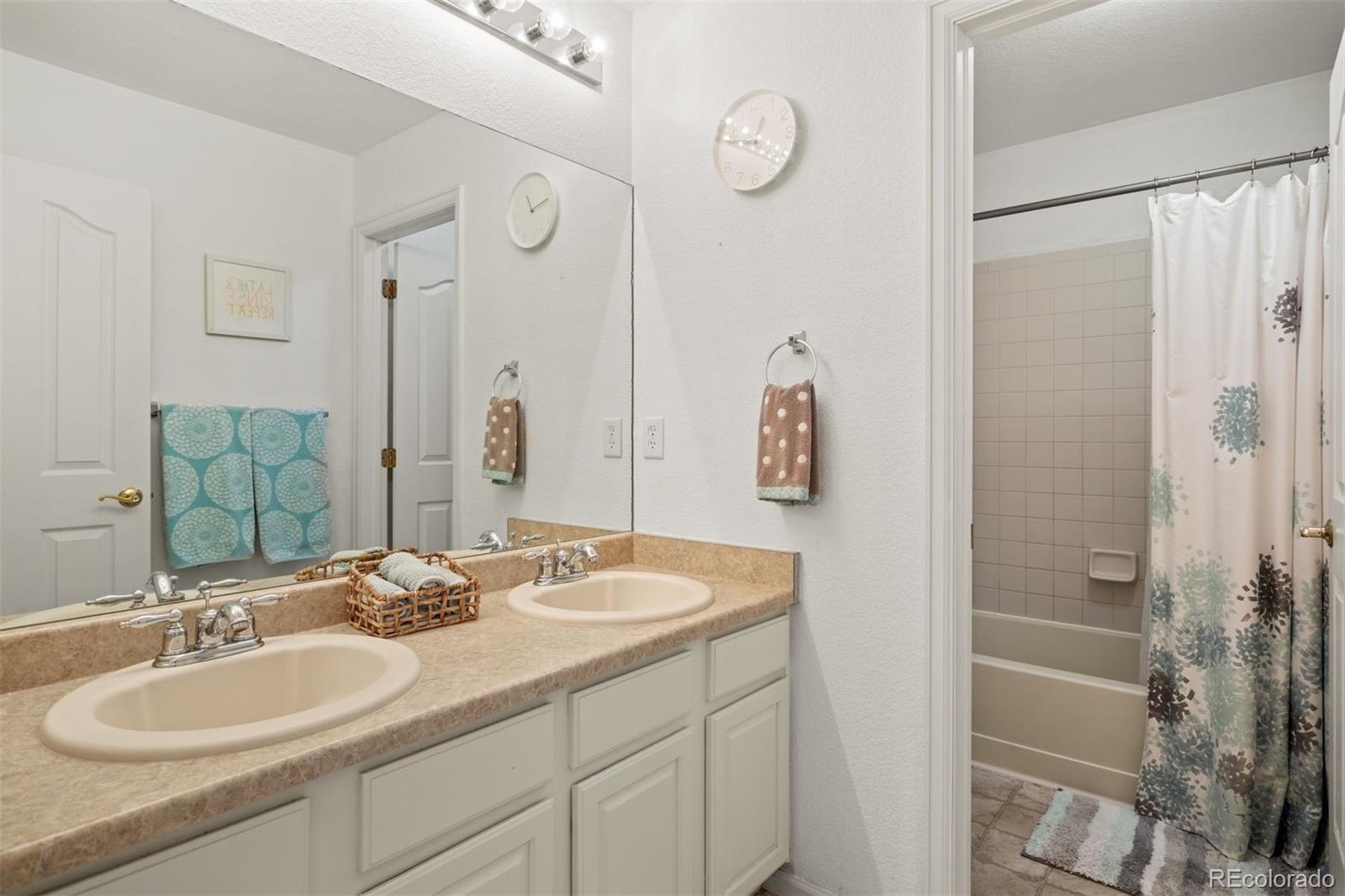 4190 Astrion Court, Castle Rock, CO 80104, 4 Bedrooms Bedrooms, ,3 BathroomsBathrooms,Residential,For Sale,Astrion,REC5941335