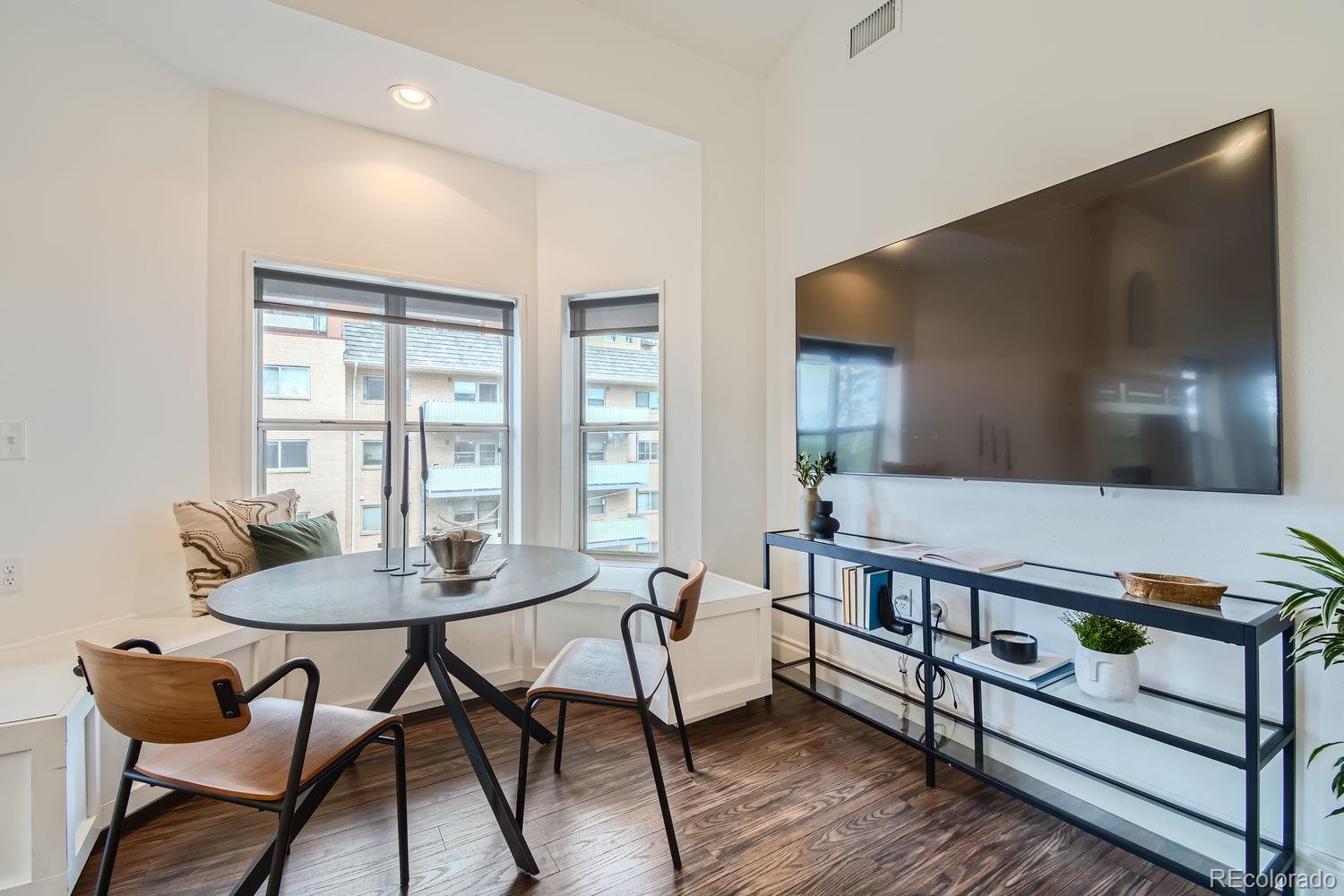 1000 1st Avenue #407, Denver, CO 80218, 2 Bedrooms Bedrooms, ,2 BathroomsBathrooms,Residential,For Sale,Parkside on Cherry Creek Condos,1st,REC5909414