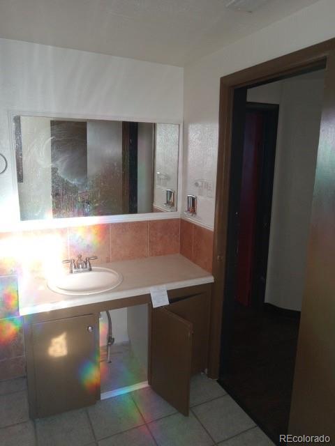 309 Colorado Avenue, Trinidad, CO 81082, 3 Bedrooms Bedrooms, ,2 BathroomsBathrooms,Residential,For Sale,Colorado,REC2653425
