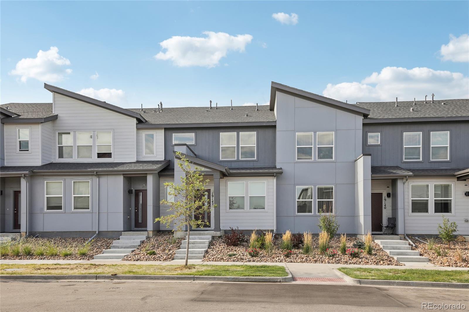 19142 64th Place, Denver, CO 80249, 3 Bedrooms Bedrooms, ,3 BathroomsBathrooms,Residential,For Sale,64th,REC9039211