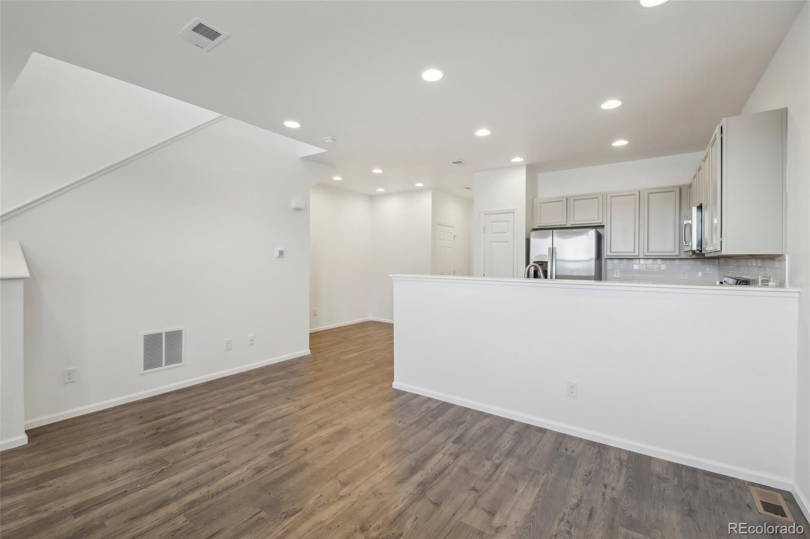 19142 64th Place, Denver, CO 80249, 3 Bedrooms Bedrooms, ,3 BathroomsBathrooms,Residential,For Sale,64th,REC9039211