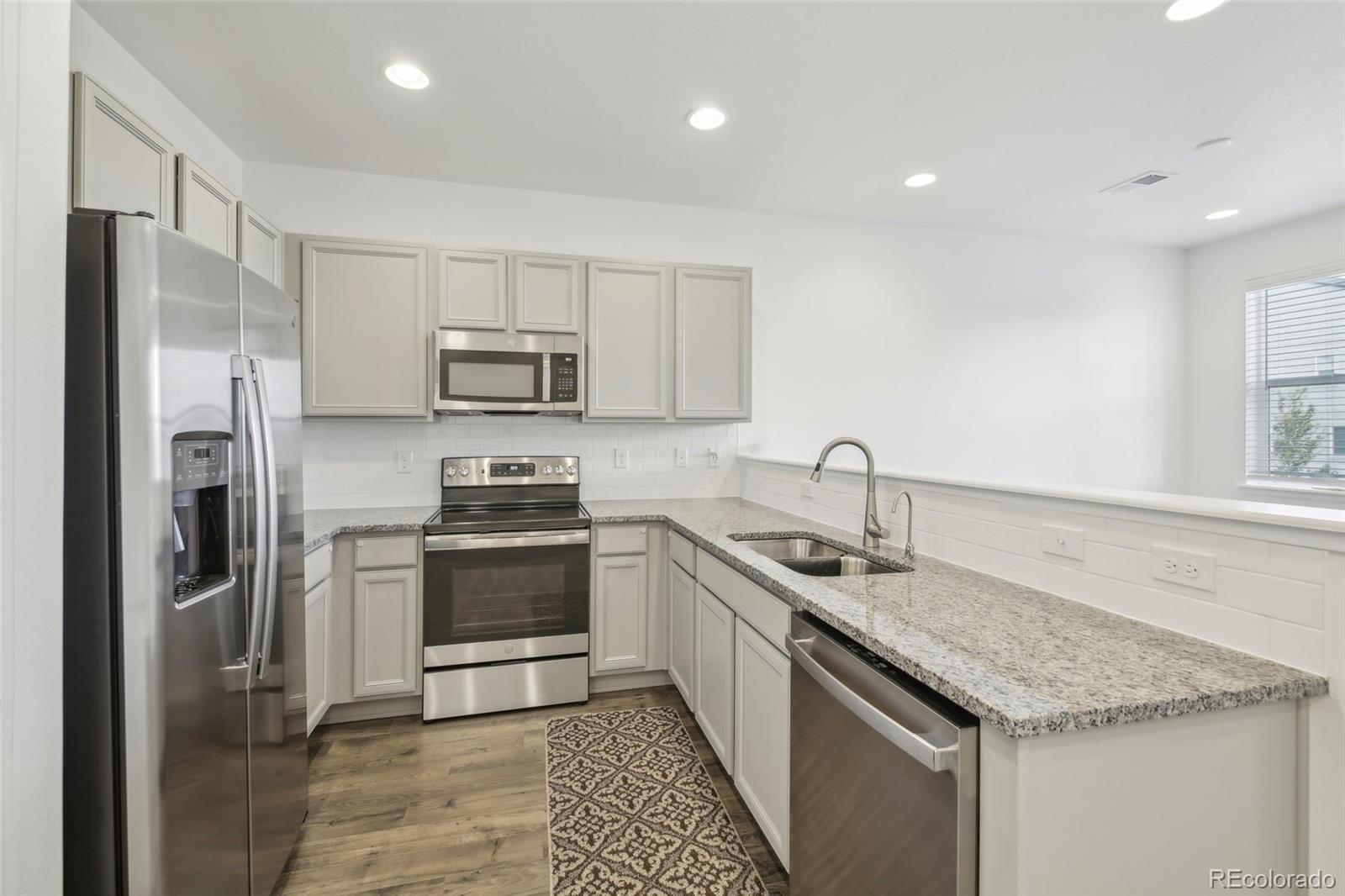 19142 64th Place, Denver, CO 80249, 3 Bedrooms Bedrooms, ,3 BathroomsBathrooms,Residential,For Sale,64th,REC9039211