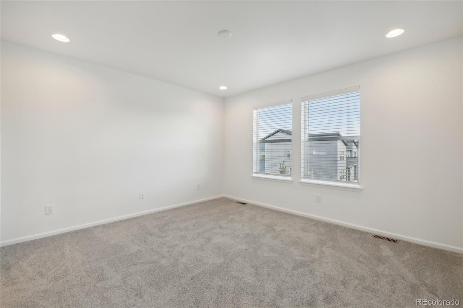 19142 64th Place, Denver, CO 80249, 3 Bedrooms Bedrooms, ,3 BathroomsBathrooms,Residential,For Sale,64th,REC9039211