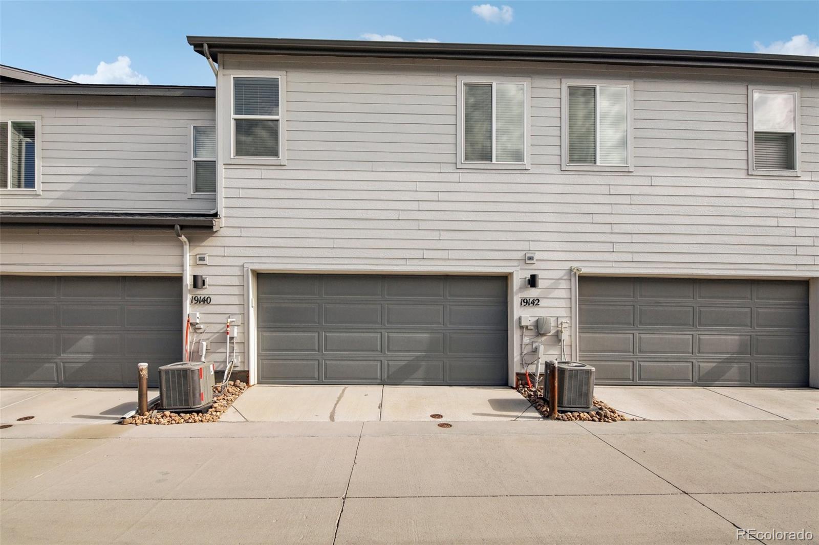 19142 64th Place, Denver, CO 80249, 3 Bedrooms Bedrooms, ,3 BathroomsBathrooms,Residential,For Sale,64th,REC9039211