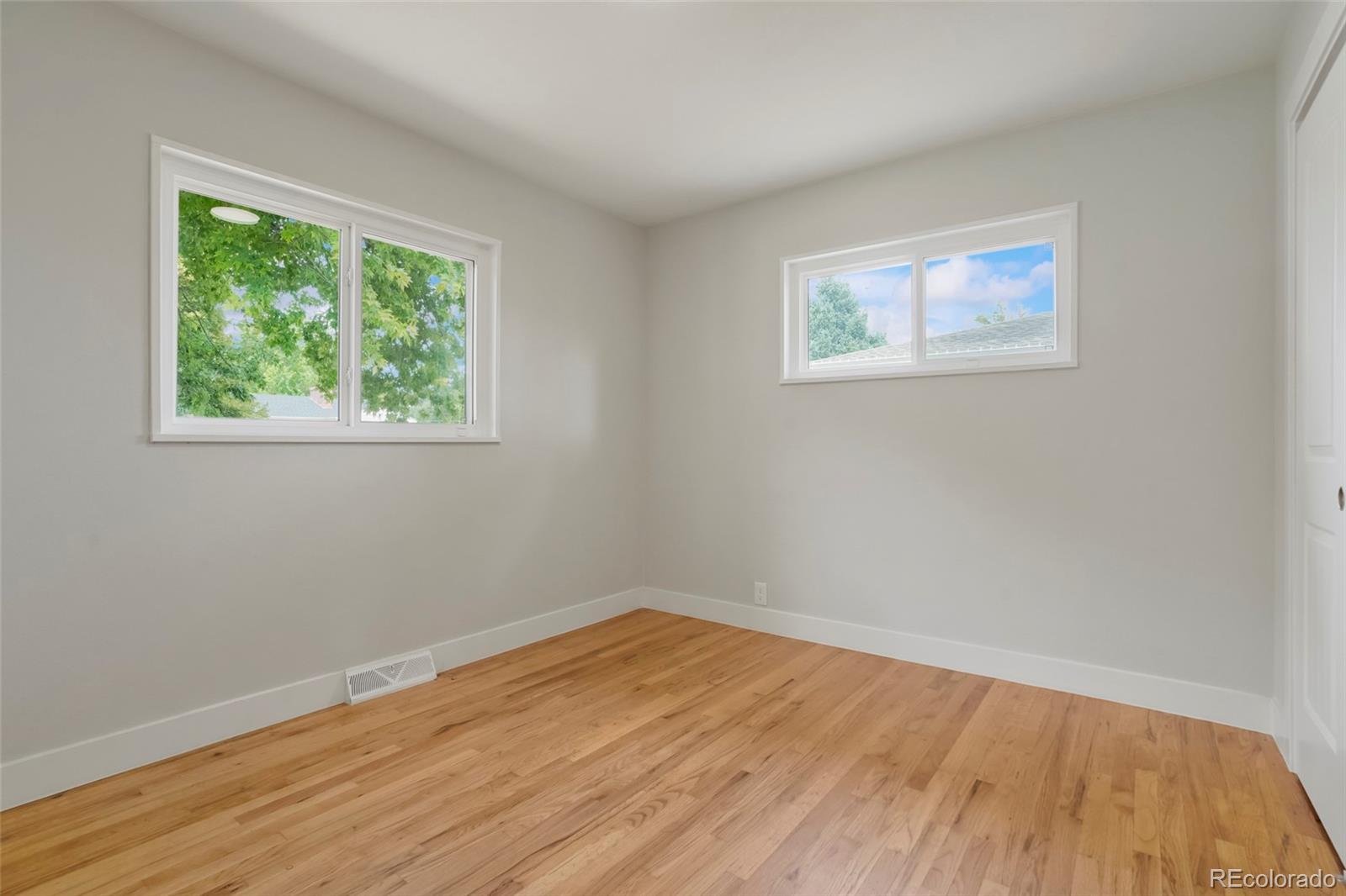 3092 W Layton Avenue, Englewood, CO 80110, 4 Bedrooms Bedrooms, ,3 BathroomsBathrooms,Residential,For Sale,Layton,REC3866761