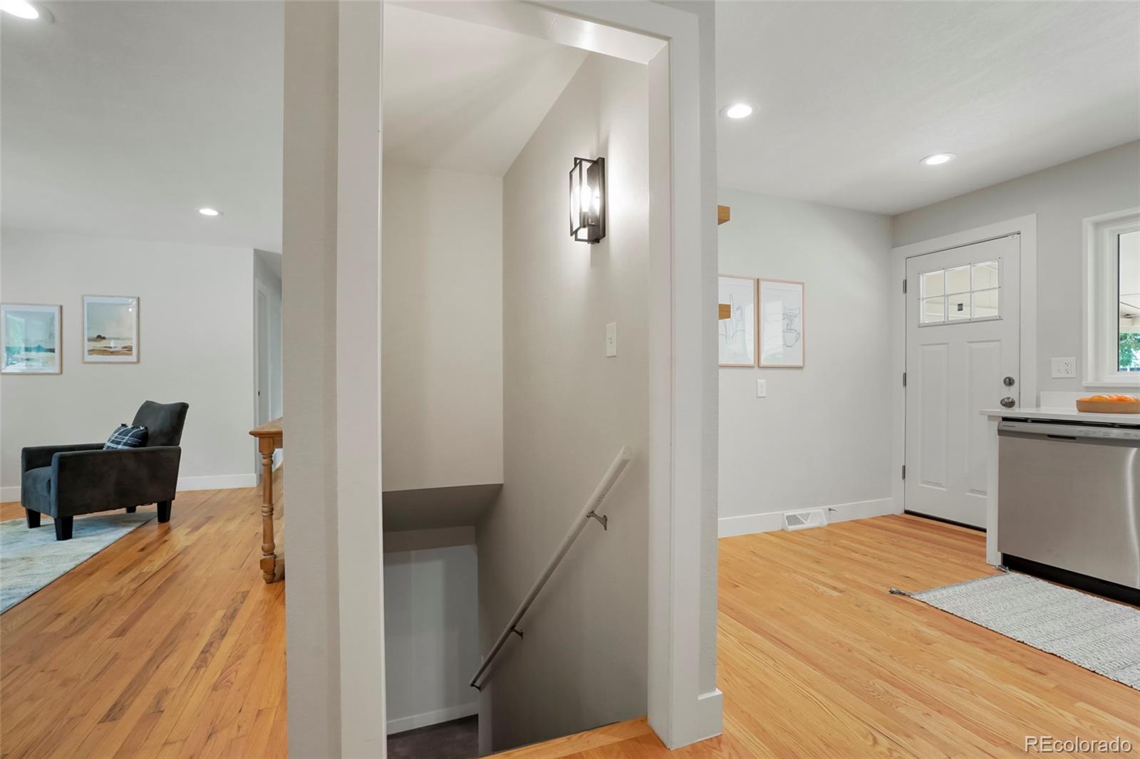 3092 W Layton Avenue, Englewood, CO 80110, 4 Bedrooms Bedrooms, ,3 BathroomsBathrooms,Residential,For Sale,Layton,REC3866761