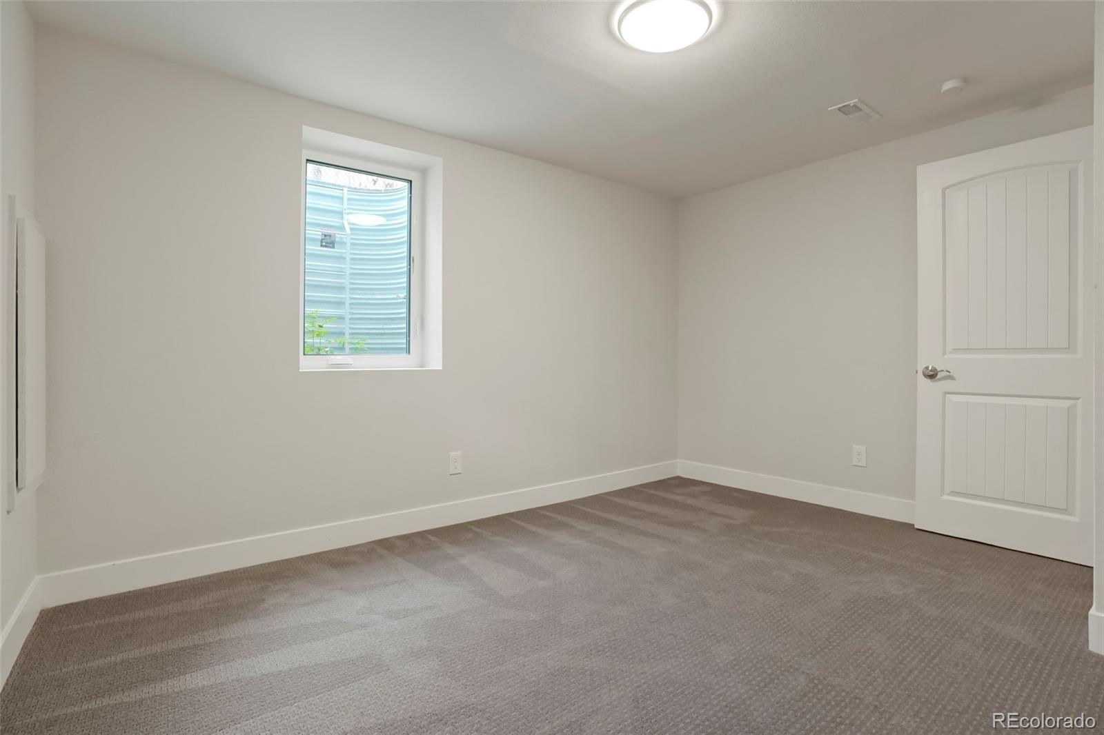 3092 W Layton Avenue, Englewood, CO 80110, 4 Bedrooms Bedrooms, ,3 BathroomsBathrooms,Residential,For Sale,Layton,REC3866761