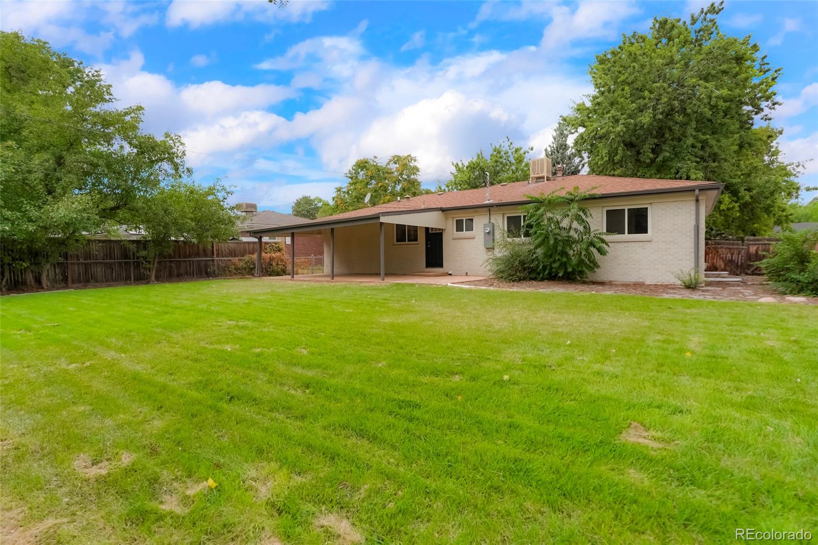 3092 W Layton Avenue, Englewood, CO 80110, 4 Bedrooms Bedrooms, ,3 BathroomsBathrooms,Residential,For Sale,Layton,REC3866761