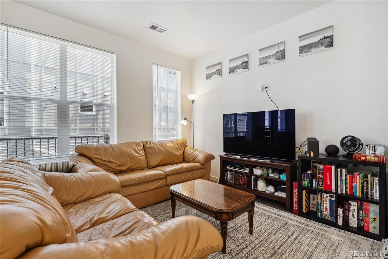 8711 Hampden Avenue #18, Denver, CO 80231, 2 Bedrooms Bedrooms, ,3 BathroomsBathrooms,Residential,For Sale,Bridgecreek Townhomes,Hampden,REC6666462