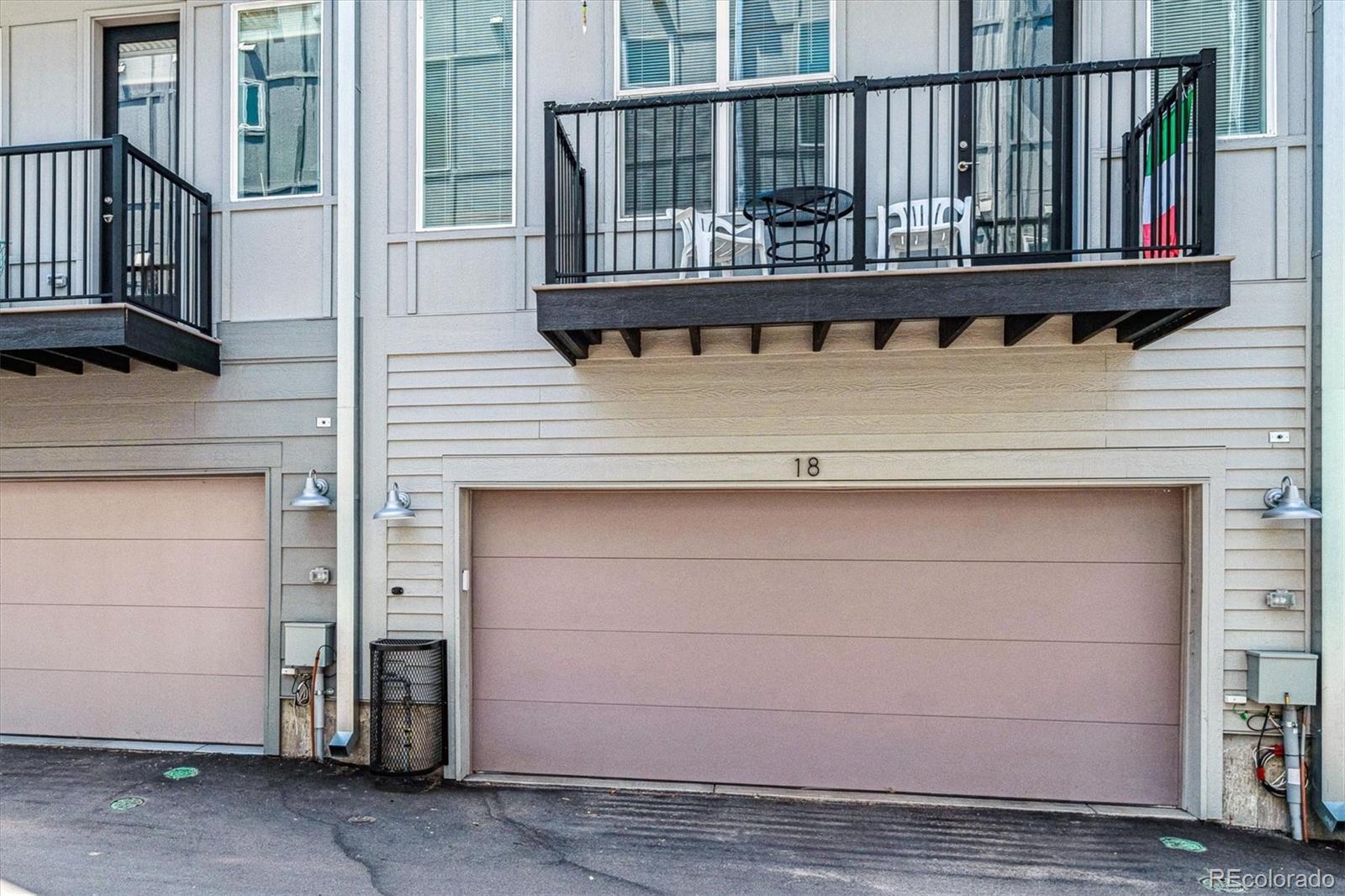 8711 Hampden Avenue #18, Denver, CO 80231, 2 Bedrooms Bedrooms, ,3 BathroomsBathrooms,Residential,For Sale,Bridgecreek Townhomes,Hampden,REC6666462