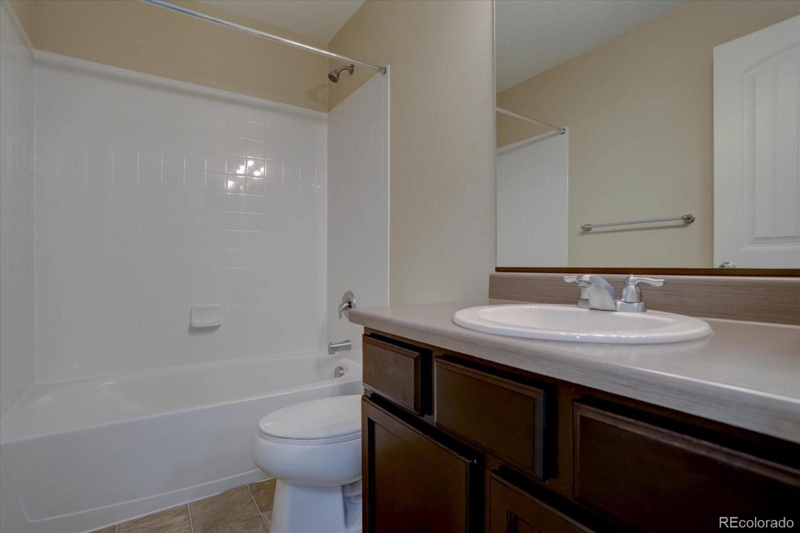 6286 Espana Street, Aurora, CO 80019, 4 Bedrooms Bedrooms, ,3 BathroomsBathrooms,Residential,For Sale,Espana,REC8449672