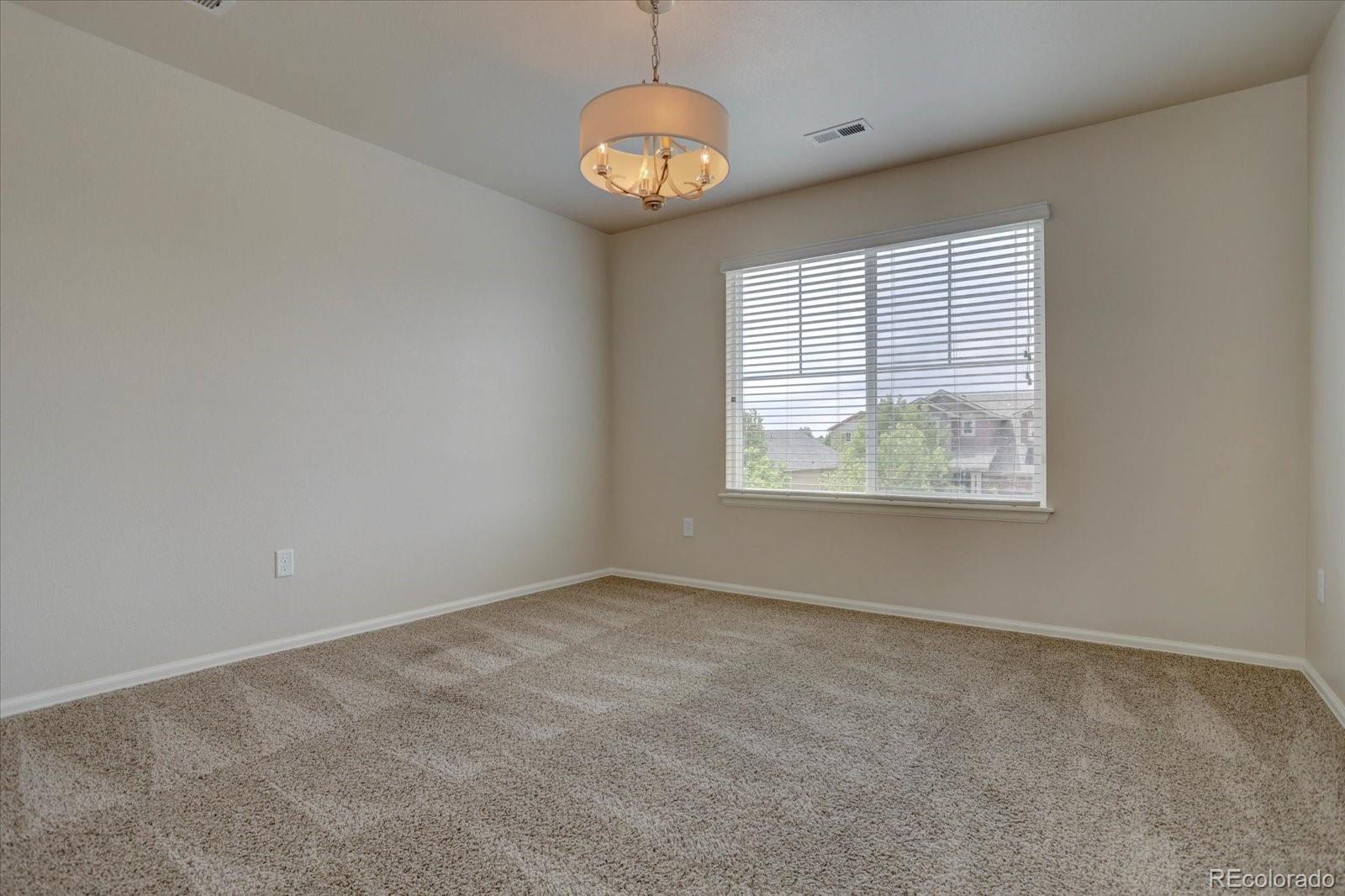 6286 Espana Street, Aurora, CO 80019, 4 Bedrooms Bedrooms, ,3 BathroomsBathrooms,Residential,For Sale,Espana,REC8449672