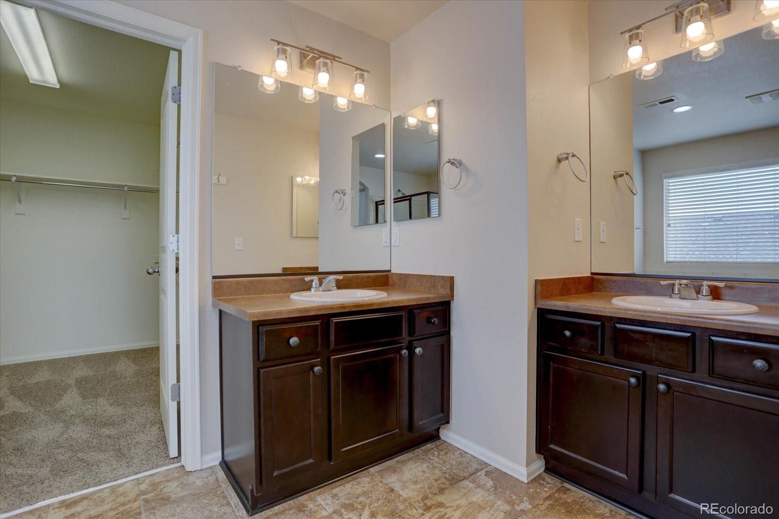 6286 Espana Street, Aurora, CO 80019, 4 Bedrooms Bedrooms, ,3 BathroomsBathrooms,Residential,For Sale,Espana,REC8449672