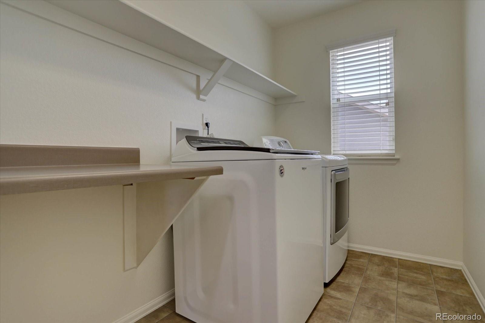 6286 Espana Street, Aurora, CO 80019, 4 Bedrooms Bedrooms, ,3 BathroomsBathrooms,Residential,For Sale,Espana,REC8449672