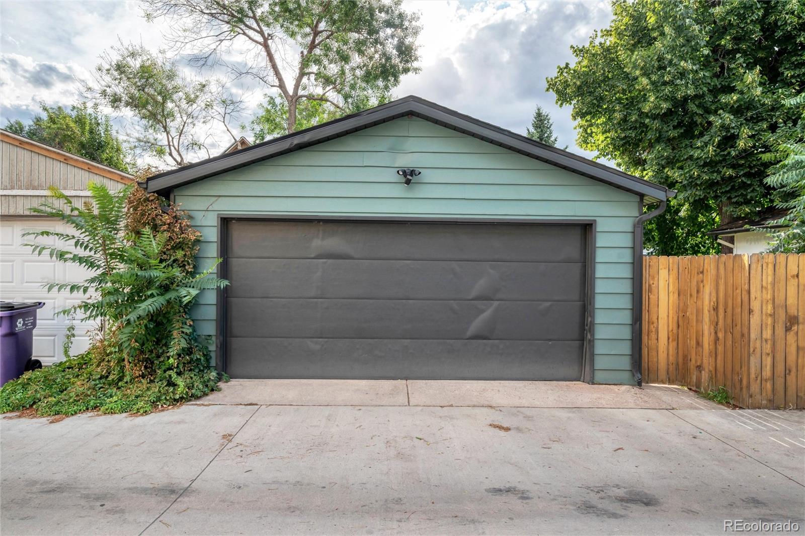 1160 S Logan Street, Denver, CO 80210, 2 Bedrooms Bedrooms, ,2 BathroomsBathrooms,Residential,For Sale,Logan,REC4189237