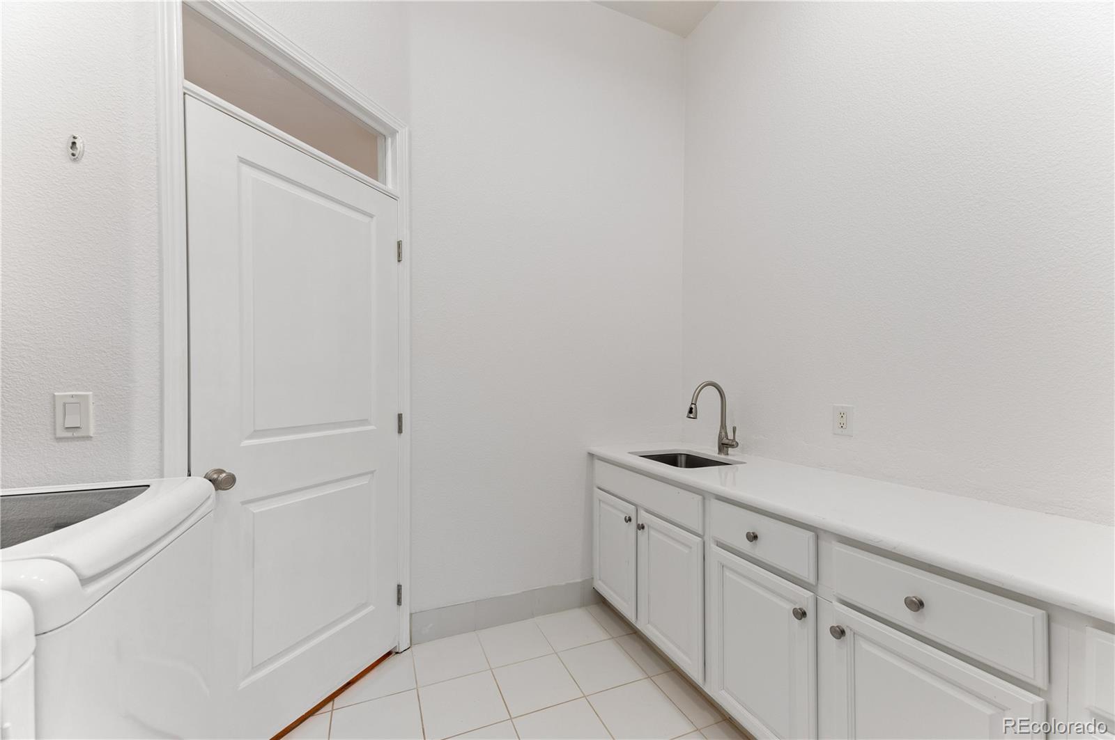 4381 Cheyenne Drive, Larkspur, CO 80118, 5 Bedrooms Bedrooms, ,4 BathroomsBathrooms,Residential,For Sale,Cheyenne,REC1872328