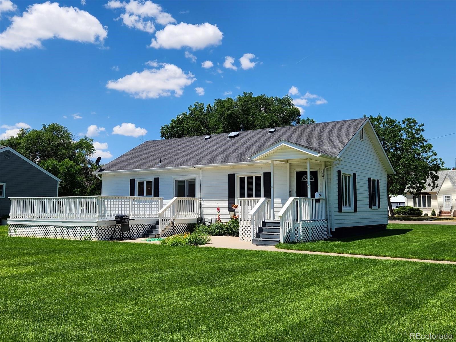 623 Walnut Street, Julesburg, CO 80737, 3 Bedrooms Bedrooms, ,2 BathroomsBathrooms,Residential,For Sale,Walnut,REC6195313