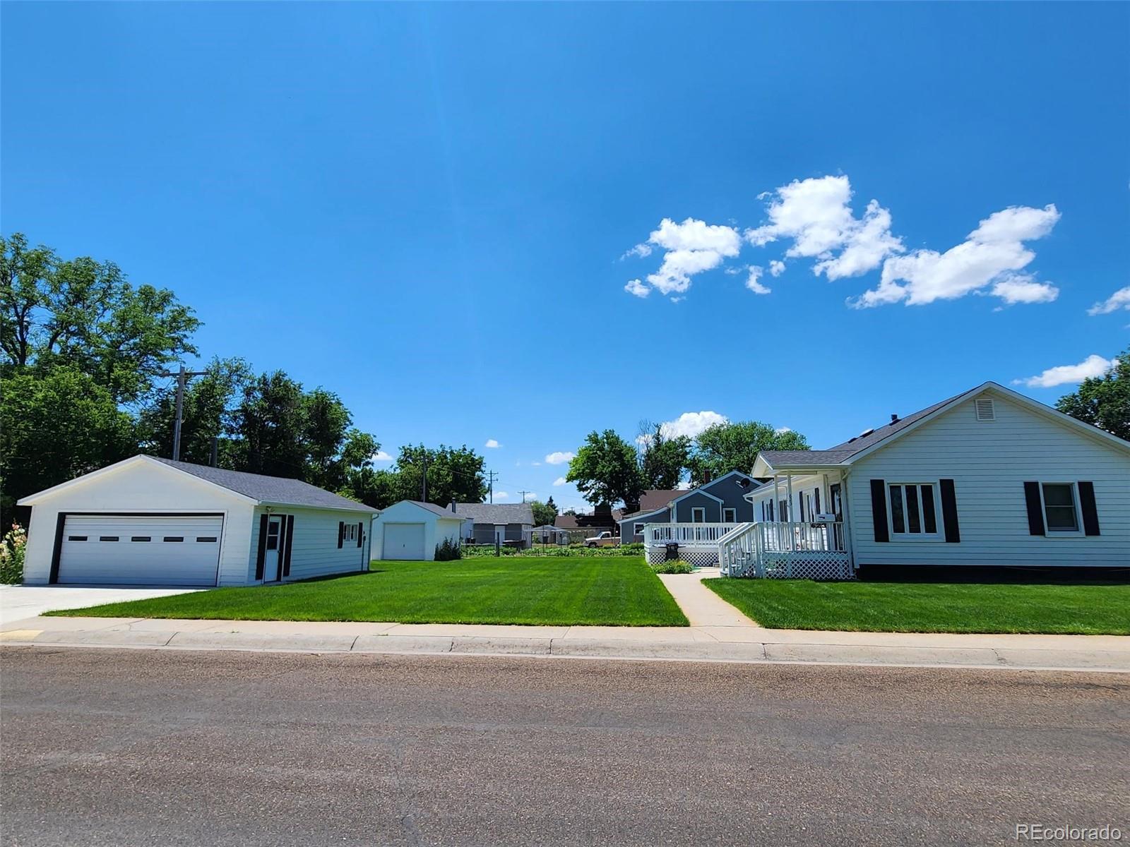623 Walnut Street, Julesburg, CO 80737, 3 Bedrooms Bedrooms, ,2 BathroomsBathrooms,Residential,For Sale,Walnut,REC6195313