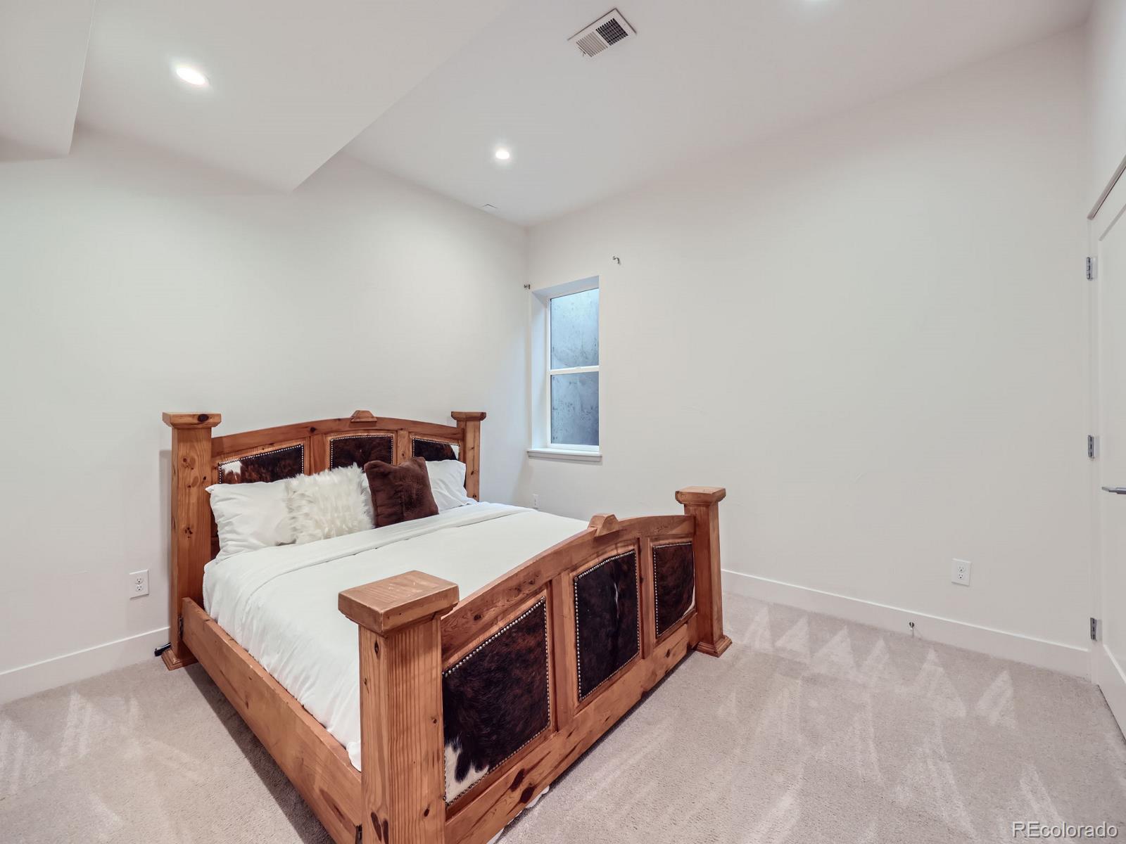 3521 S Ogden Street, Englewood, CO 80113, 4 Bedrooms Bedrooms, ,5 BathroomsBathrooms,Residential,For Sale,Ogden,REC9996133