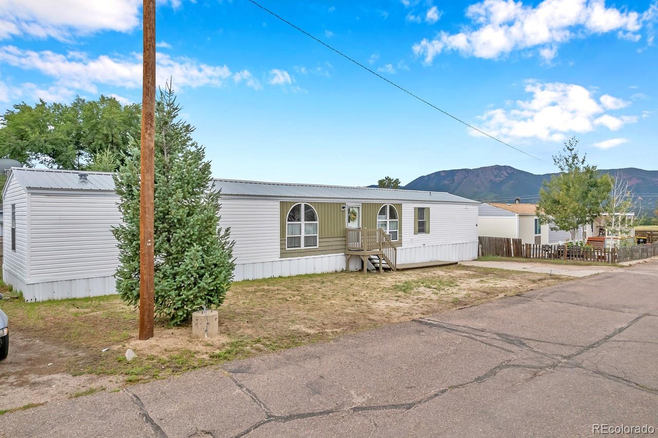 880 Beacon Lite Road, Monument, CO 80132, 3 Bedrooms Bedrooms, ,2 BathroomsBathrooms,Residential,For Sale,Beacon Lite,REC8091653