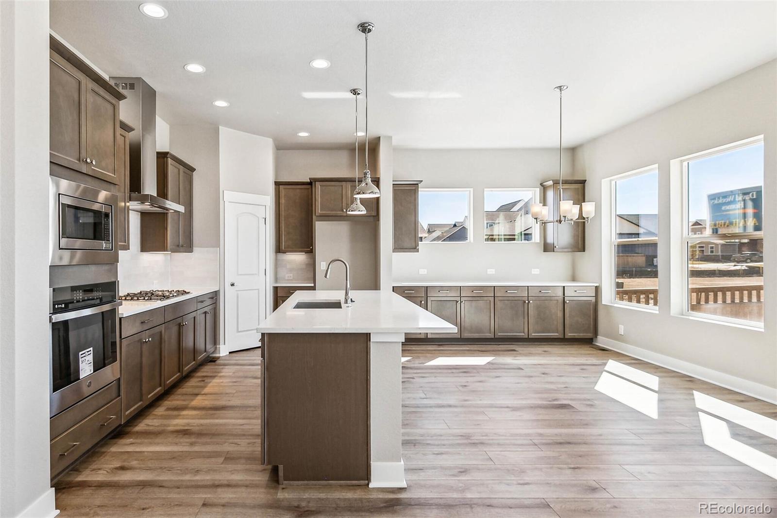 21024 63rd Drive, Aurora, CO 80019, 3 Bedrooms Bedrooms, ,3 BathroomsBathrooms,Residential,For Sale,63rd,REC7464527