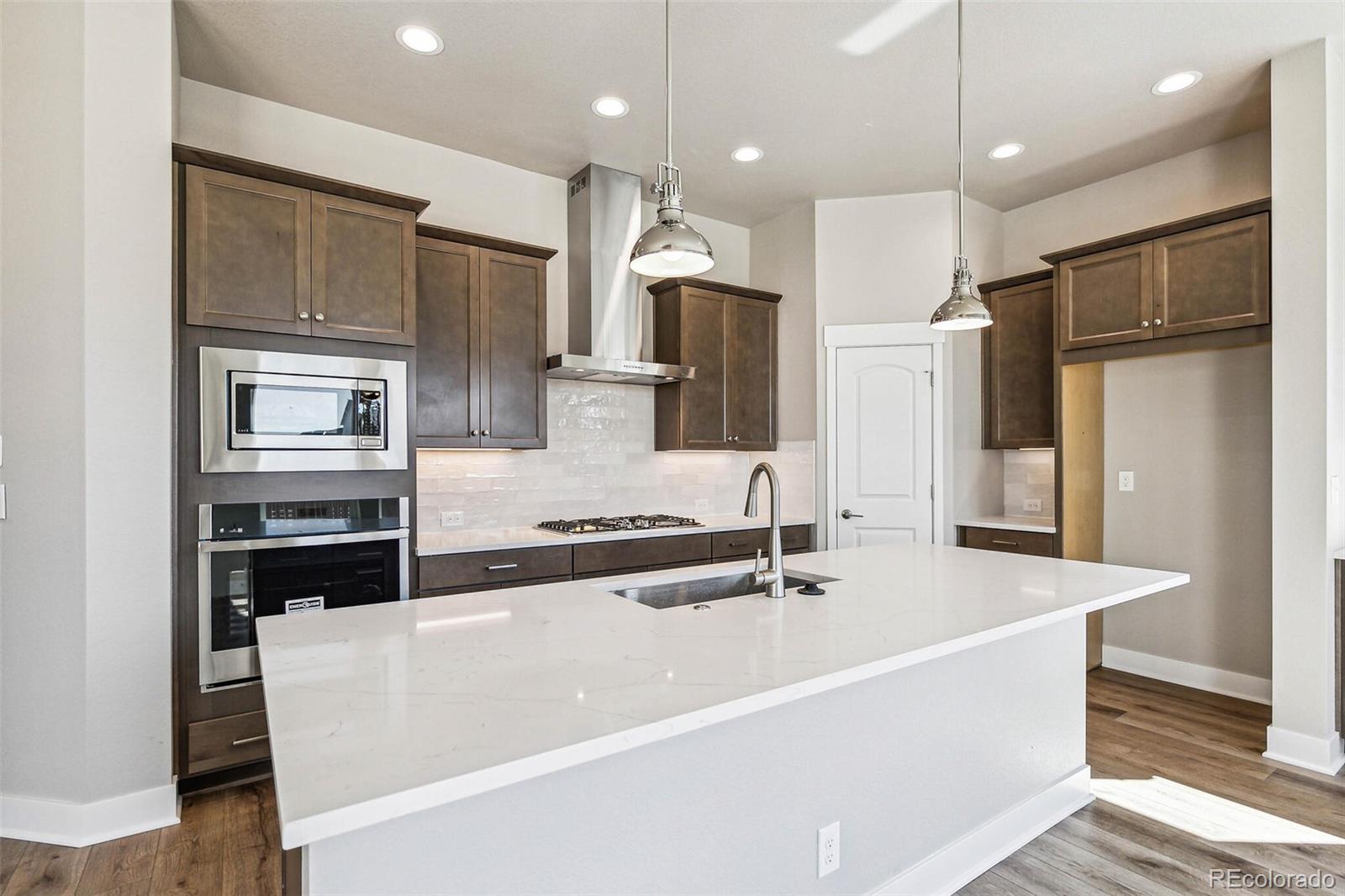 21024 63rd Drive, Aurora, CO 80019, 3 Bedrooms Bedrooms, ,3 BathroomsBathrooms,Residential,For Sale,63rd,REC7464527