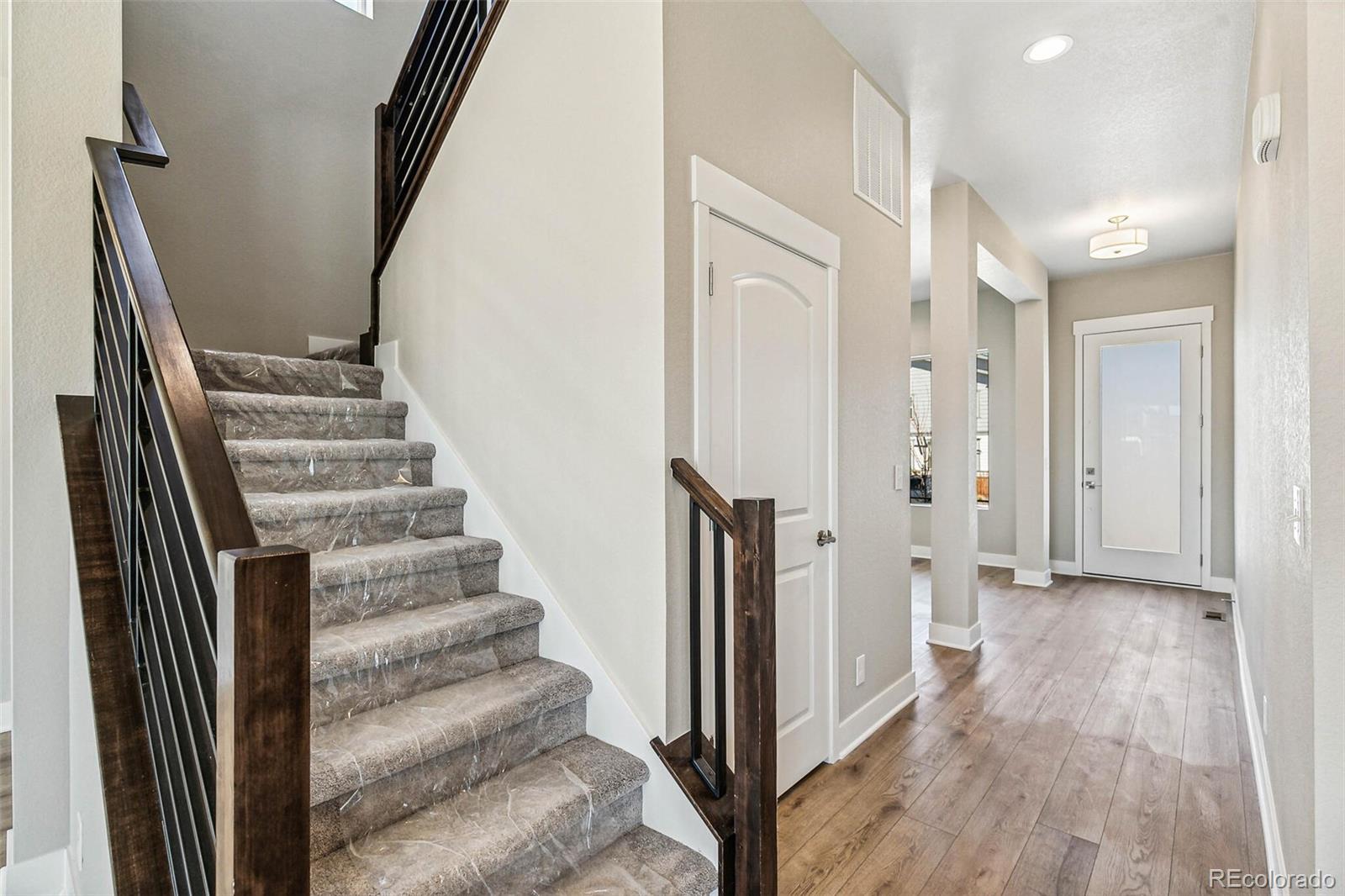 21024 63rd Drive, Aurora, CO 80019, 3 Bedrooms Bedrooms, ,3 BathroomsBathrooms,Residential,For Sale,63rd,REC7464527