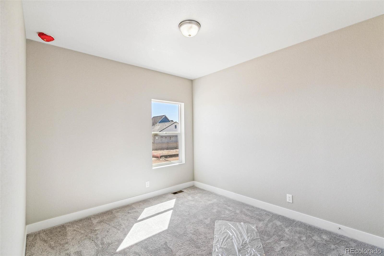 21024 63rd Drive, Aurora, CO 80019, 3 Bedrooms Bedrooms, ,3 BathroomsBathrooms,Residential,For Sale,63rd,REC7464527