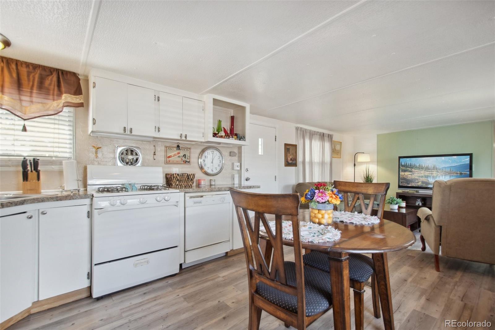 8201 Santa Fe Drive, Littleton, CO 80120, 2 Bedrooms Bedrooms, ,1 BathroomBathrooms,Residential,For Sale,Santa Fe,REC3132877