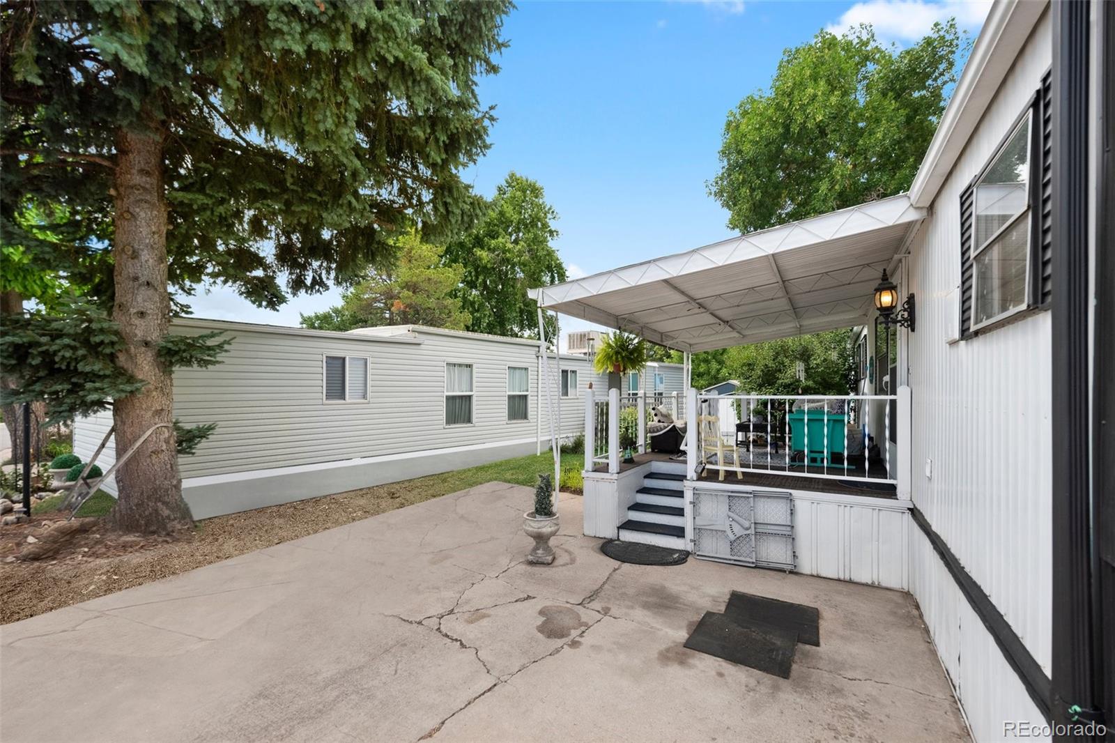 8201 Santa Fe Drive, Littleton, CO 80120, 2 Bedrooms Bedrooms, ,1 BathroomBathrooms,Residential,For Sale,Santa Fe,REC3132877