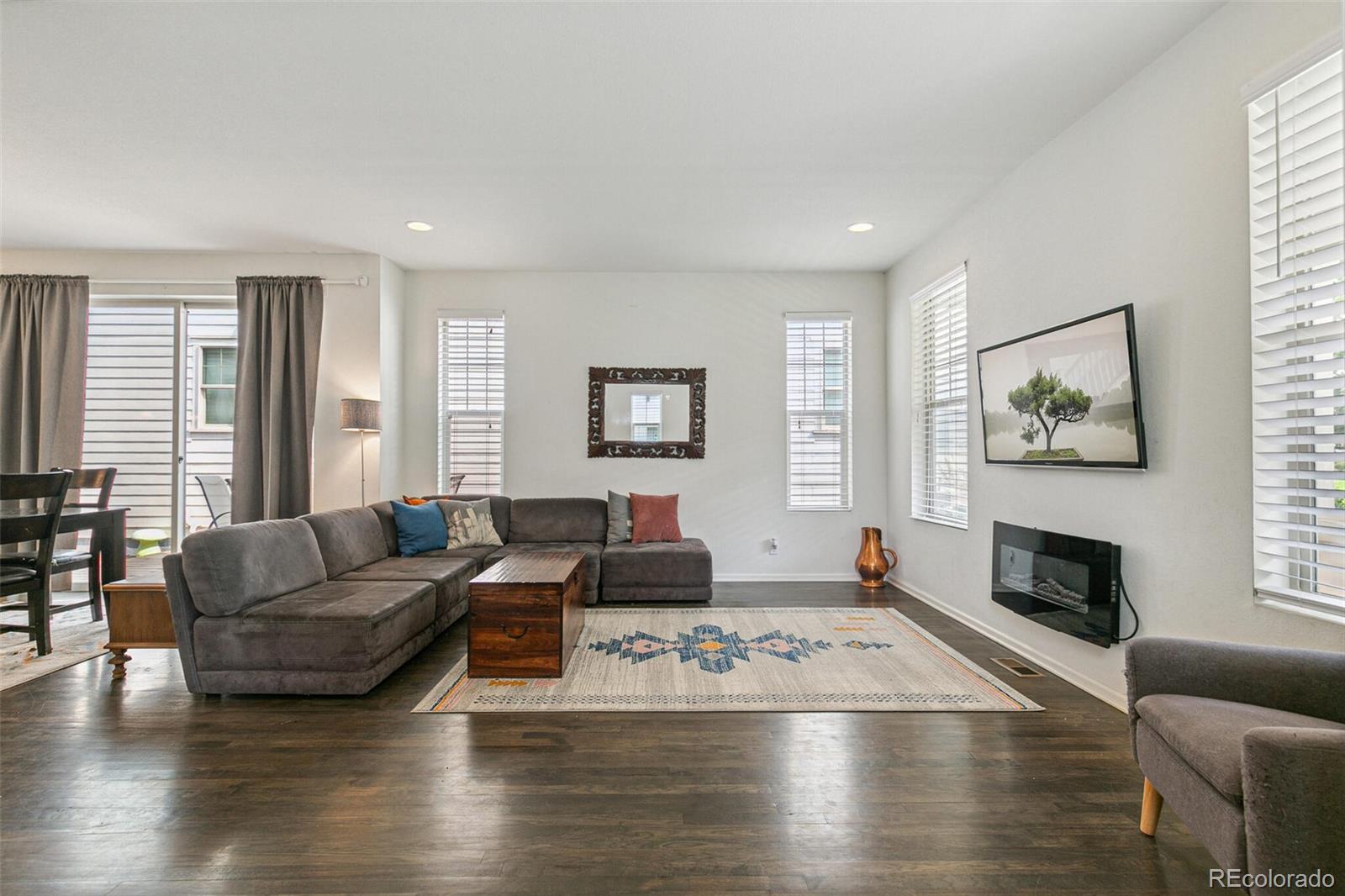 8542 E 49th Place, Denver, CO 80238, 4 Bedrooms Bedrooms, ,4 BathroomsBathrooms,Residential,For Sale,49th,REC2953685