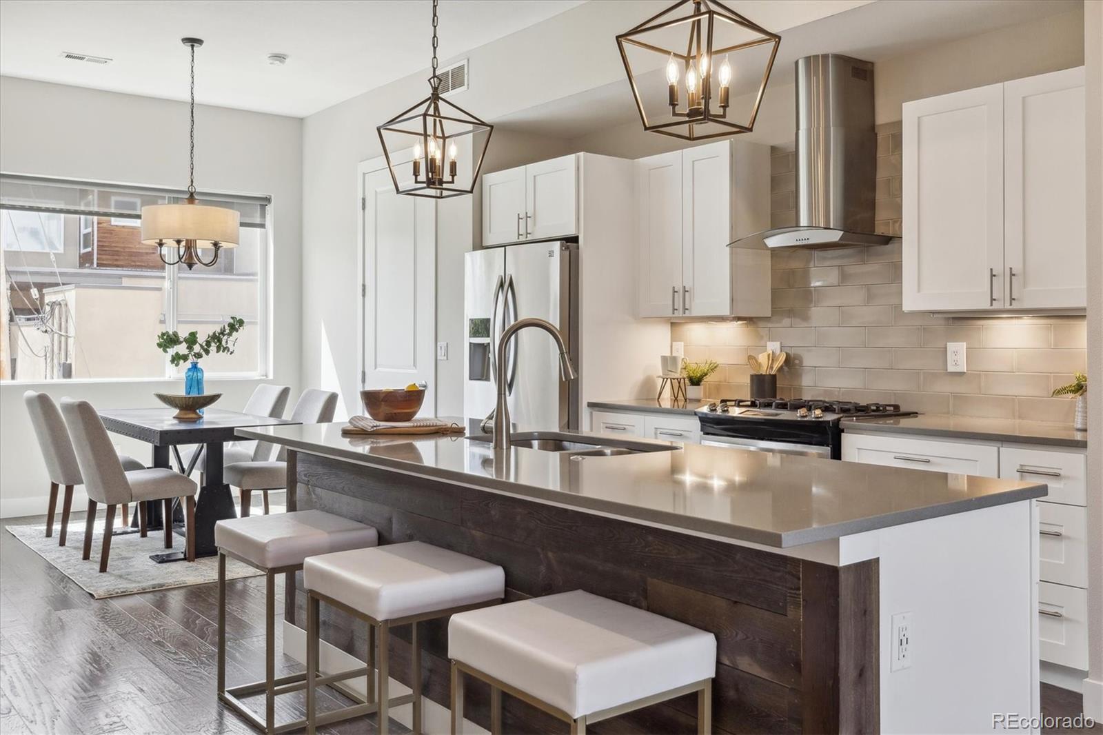 3354 18th Avenue, Denver, CO 80204, 3 Bedrooms Bedrooms, ,4 BathroomsBathrooms,Residential,For Sale,18th,REC6886120