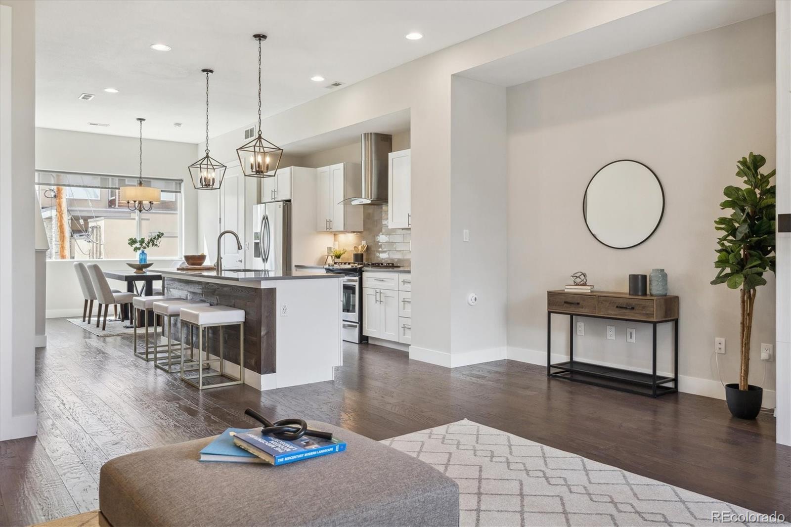 3354 18th Avenue, Denver, CO 80204, 3 Bedrooms Bedrooms, ,4 BathroomsBathrooms,Residential,For Sale,18th,REC6886120