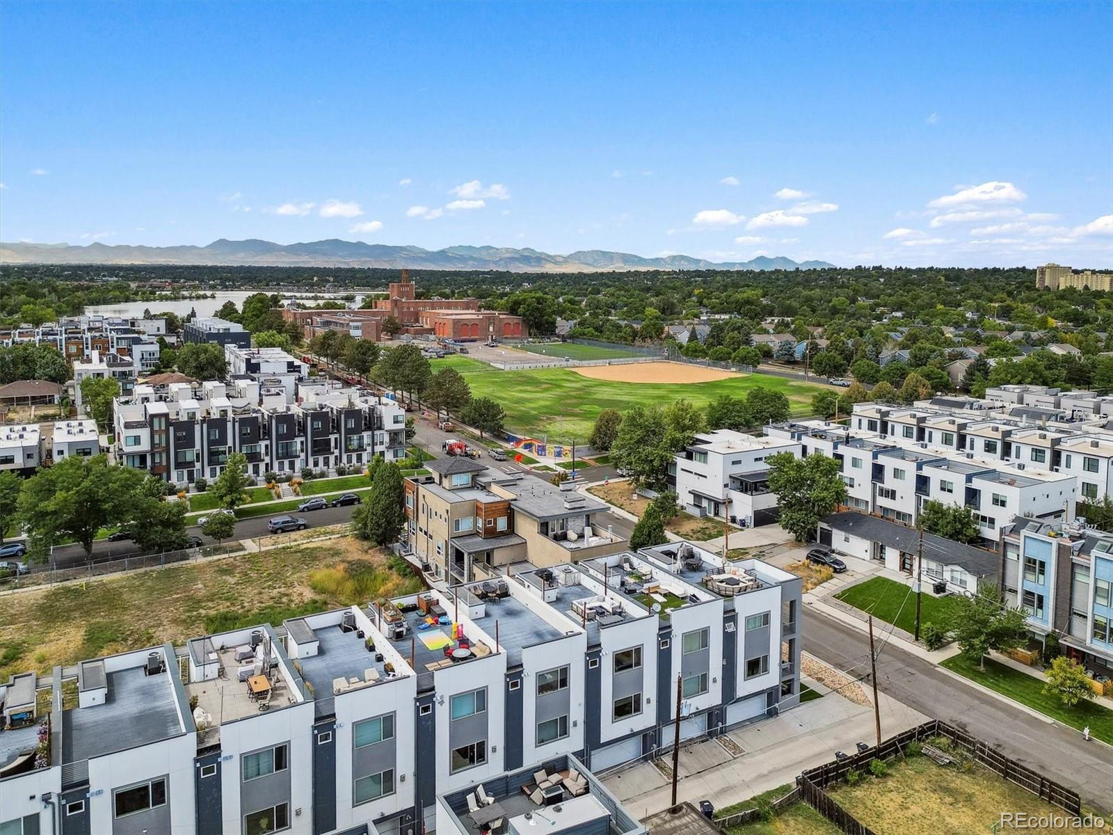 3354 18th Avenue, Denver, CO 80204, 3 Bedrooms Bedrooms, ,4 BathroomsBathrooms,Residential,For Sale,18th,REC6886120