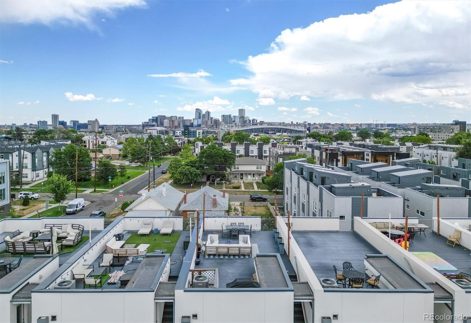 3354 18th Avenue, Denver, CO 80204, 3 Bedrooms Bedrooms, ,4 BathroomsBathrooms,Residential,For Sale,18th,REC6886120