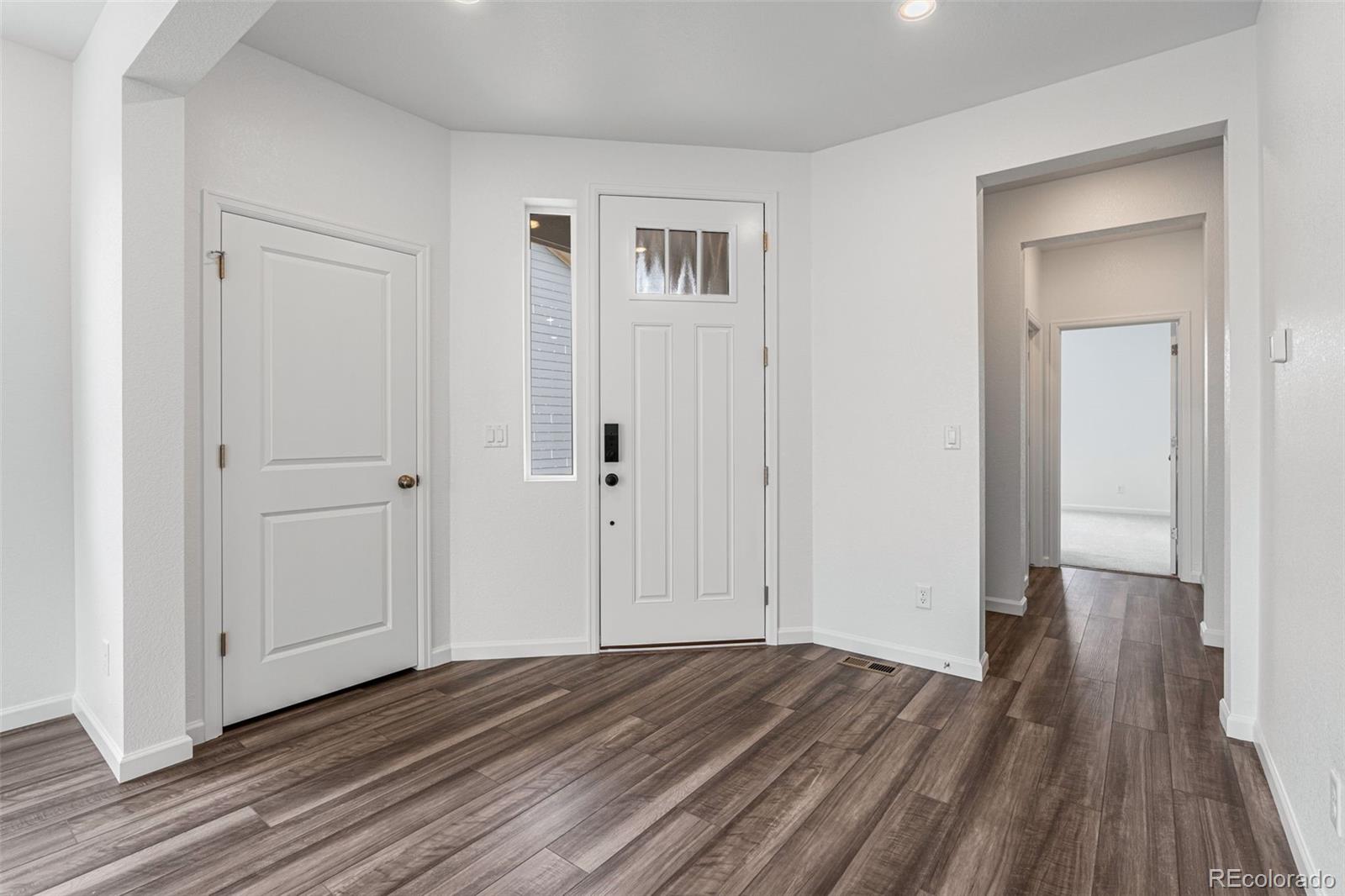 3468 Duquesne Way, Aurora, CO 80019, 2 Bedrooms Bedrooms, ,2 BathroomsBathrooms,Residential,For Sale,Landmark Collection,Duquesne,REC8601689