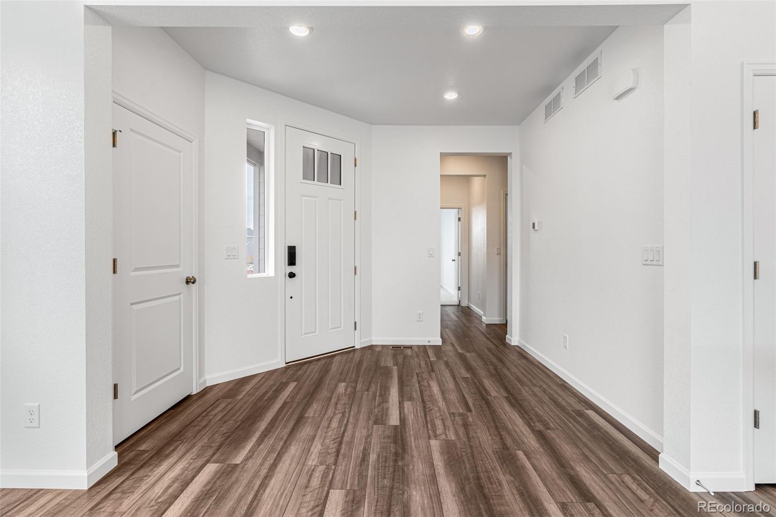 3468 Duquesne Way, Aurora, CO 80019, 2 Bedrooms Bedrooms, ,2 BathroomsBathrooms,Residential,For Sale,Landmark Collection,Duquesne,REC8601689