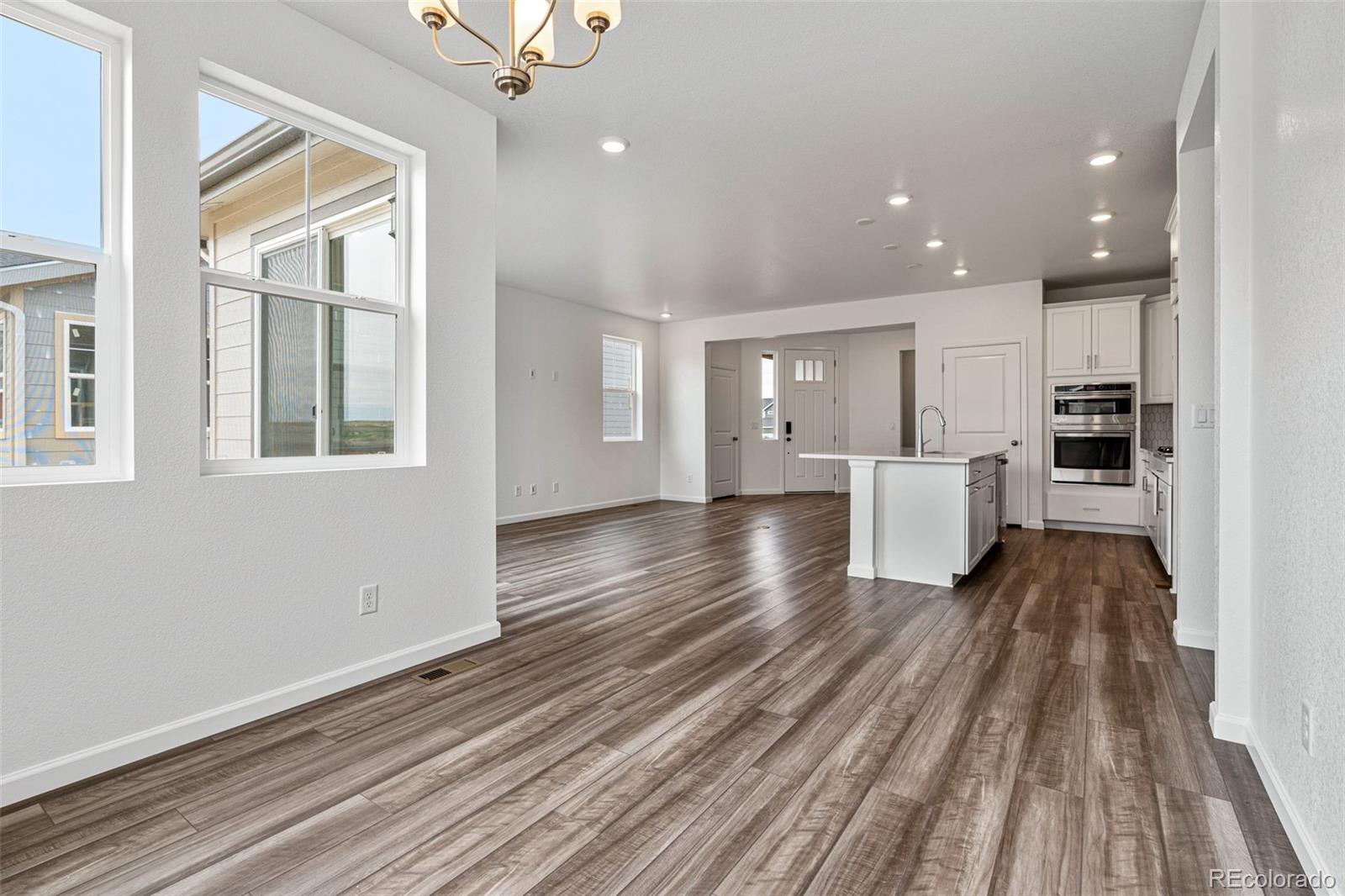 3468 Duquesne Way, Aurora, CO 80019, 2 Bedrooms Bedrooms, ,2 BathroomsBathrooms,Residential,For Sale,Landmark Collection,Duquesne,REC8601689