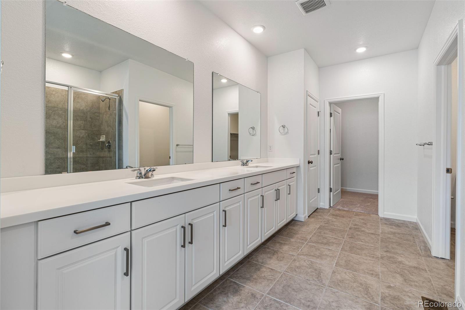 3468 Duquesne Way, Aurora, CO 80019, 2 Bedrooms Bedrooms, ,2 BathroomsBathrooms,Residential,For Sale,Landmark Collection,Duquesne,REC8601689