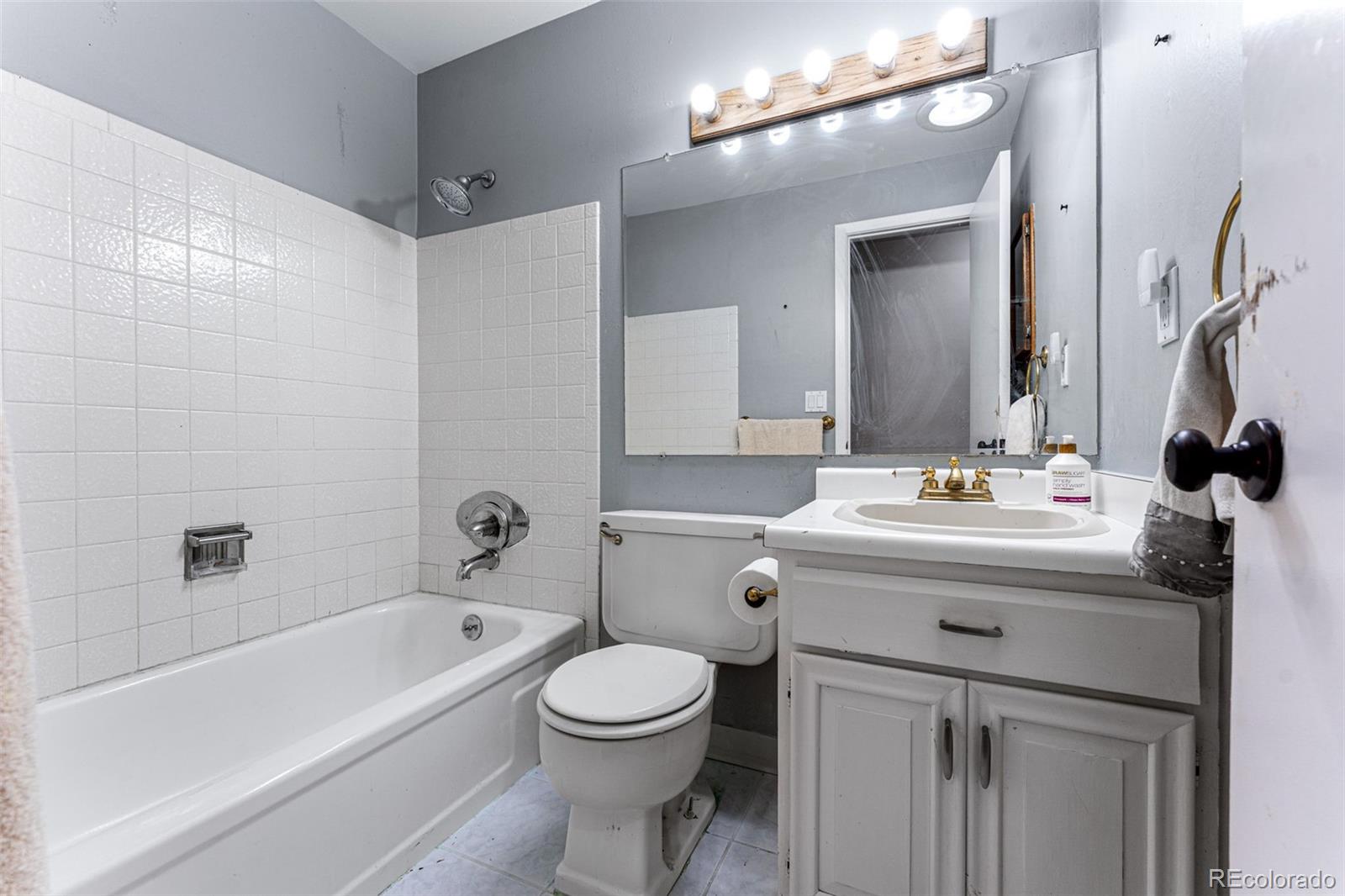3058 Galena Court, Denver, CO 80231, 3 Bedrooms Bedrooms, ,2 BathroomsBathrooms,Residential,For Sale,Galena,REC4508071