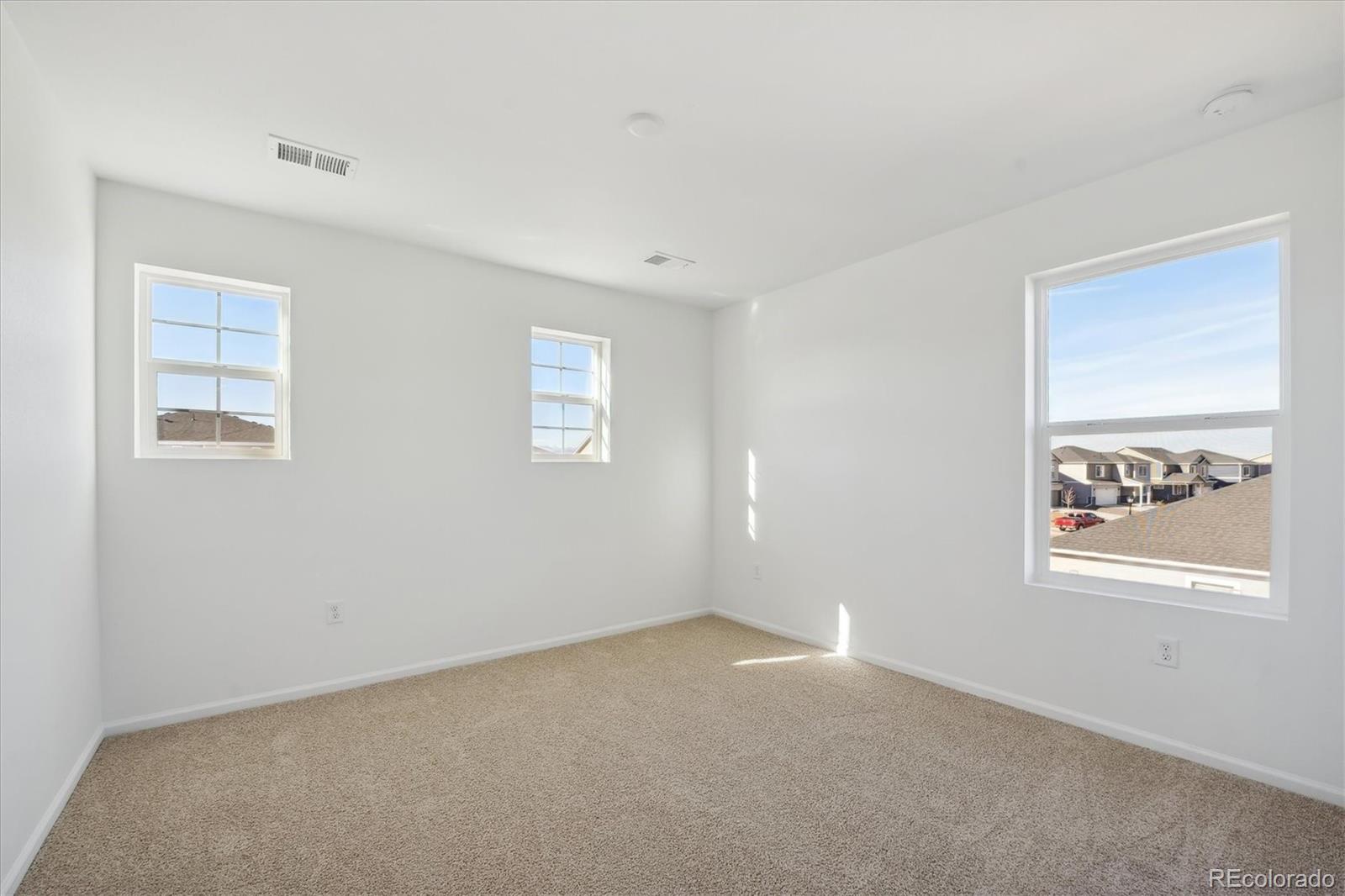 6087 Amerifax Drive, Windsor, CO 80528, 3 Bedrooms Bedrooms, ,3 BathroomsBathrooms,Residential,For Sale,Amerifax,REC5745858