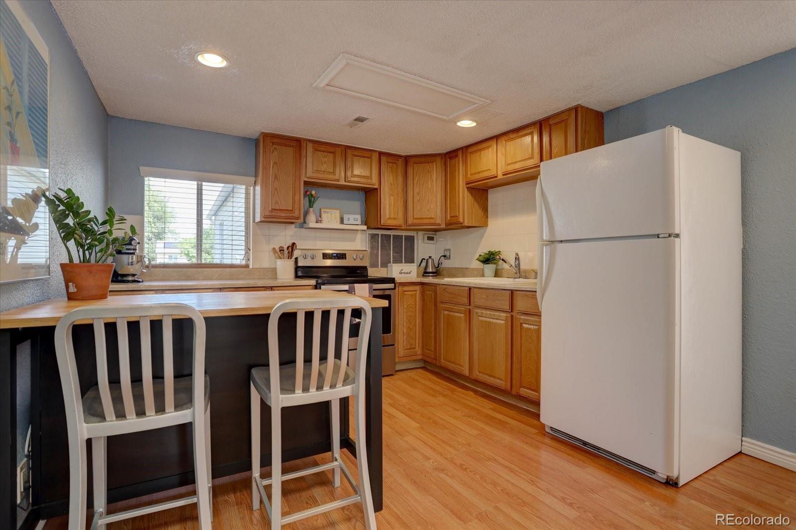 939 Knox Court, Denver, CO 80204, 4 Bedrooms Bedrooms, ,2 BathroomsBathrooms,Residential,For Sale,Knox,REC6703434