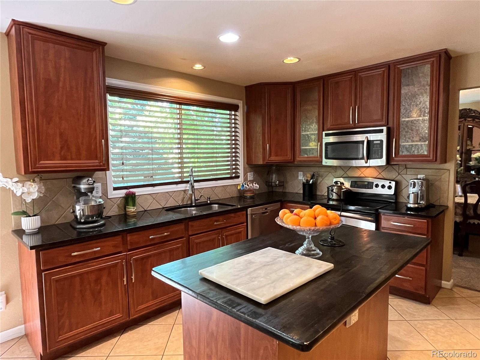 18306 E Wesley Place, Aurora, CO 80013, 5 Bedrooms Bedrooms, ,4 BathroomsBathrooms,Residential,For Sale,Wesley,REC3857947