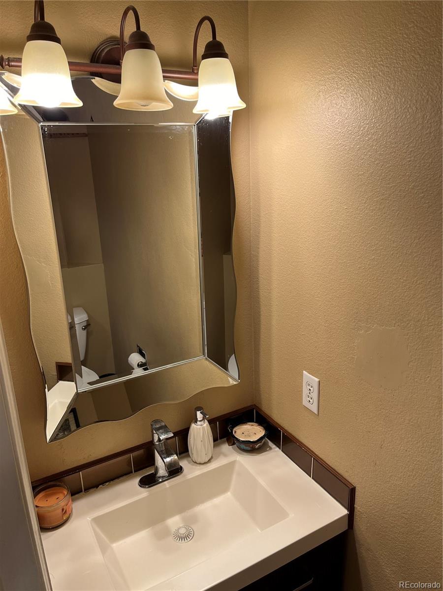 18306 E Wesley Place, Aurora, CO 80013, 5 Bedrooms Bedrooms, ,4 BathroomsBathrooms,Residential,For Sale,Wesley,REC3857947