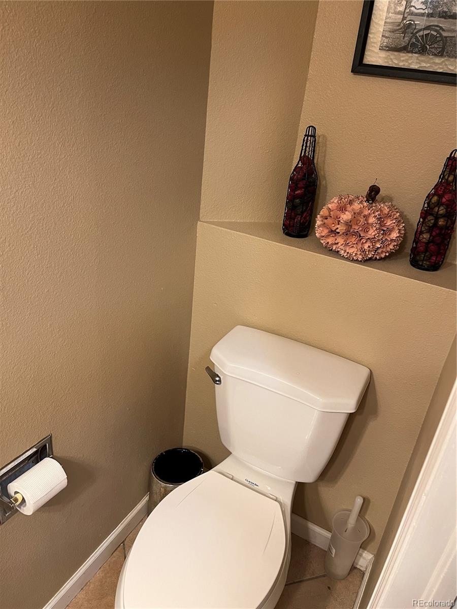 18306 E Wesley Place, Aurora, CO 80013, 5 Bedrooms Bedrooms, ,4 BathroomsBathrooms,Residential,For Sale,Wesley,REC3857947