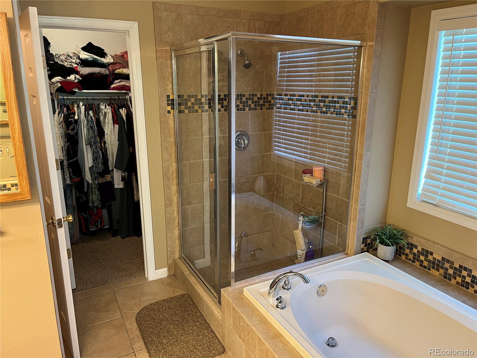 18306 E Wesley Place, Aurora, CO 80013, 5 Bedrooms Bedrooms, ,4 BathroomsBathrooms,Residential,For Sale,Wesley,REC3857947