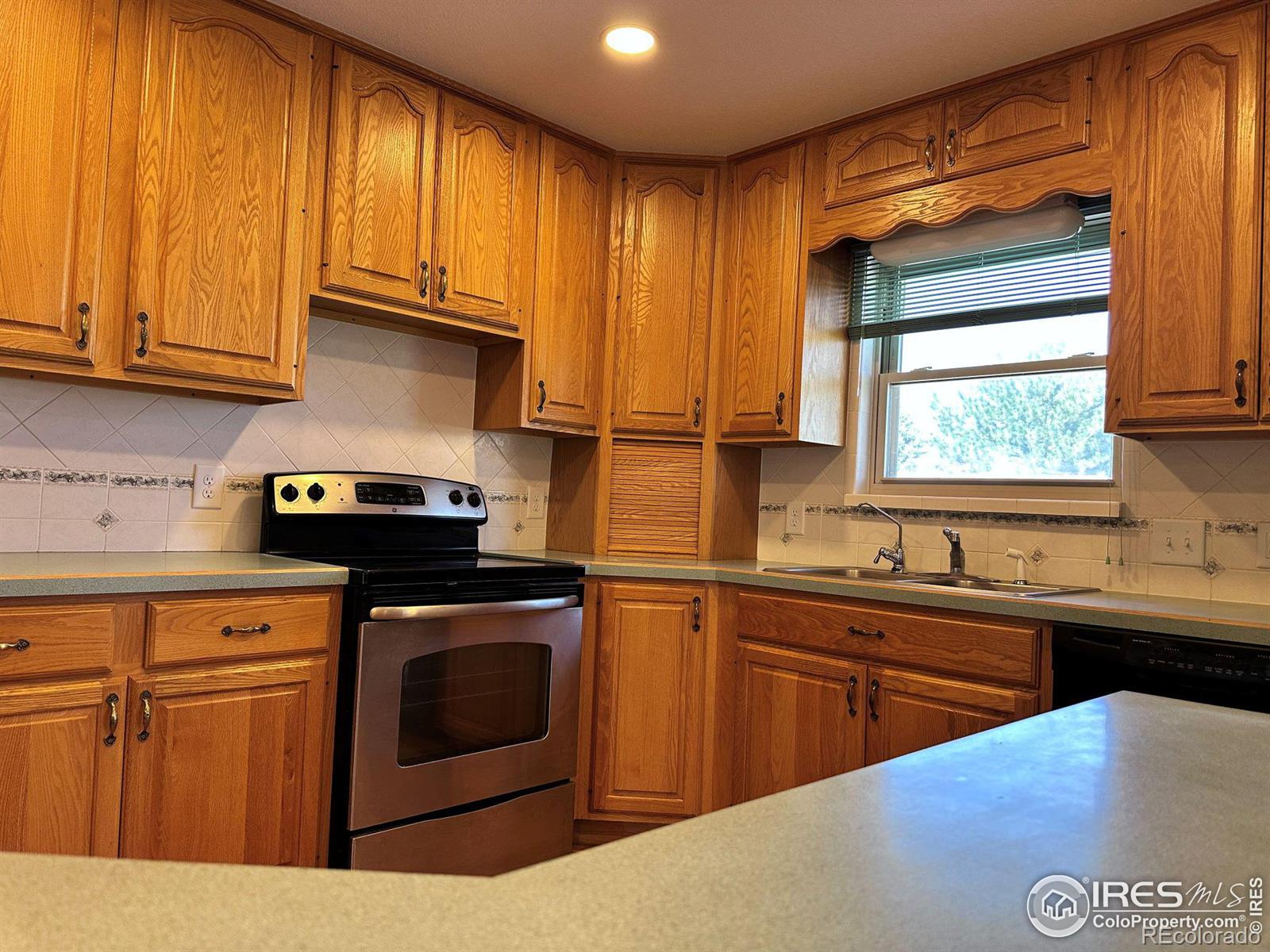 520 3rd Street, Burlington, CO 80807, 4 Bedrooms Bedrooms, ,4 BathroomsBathrooms,Residential,For Sale,3rd,RECIR1016807