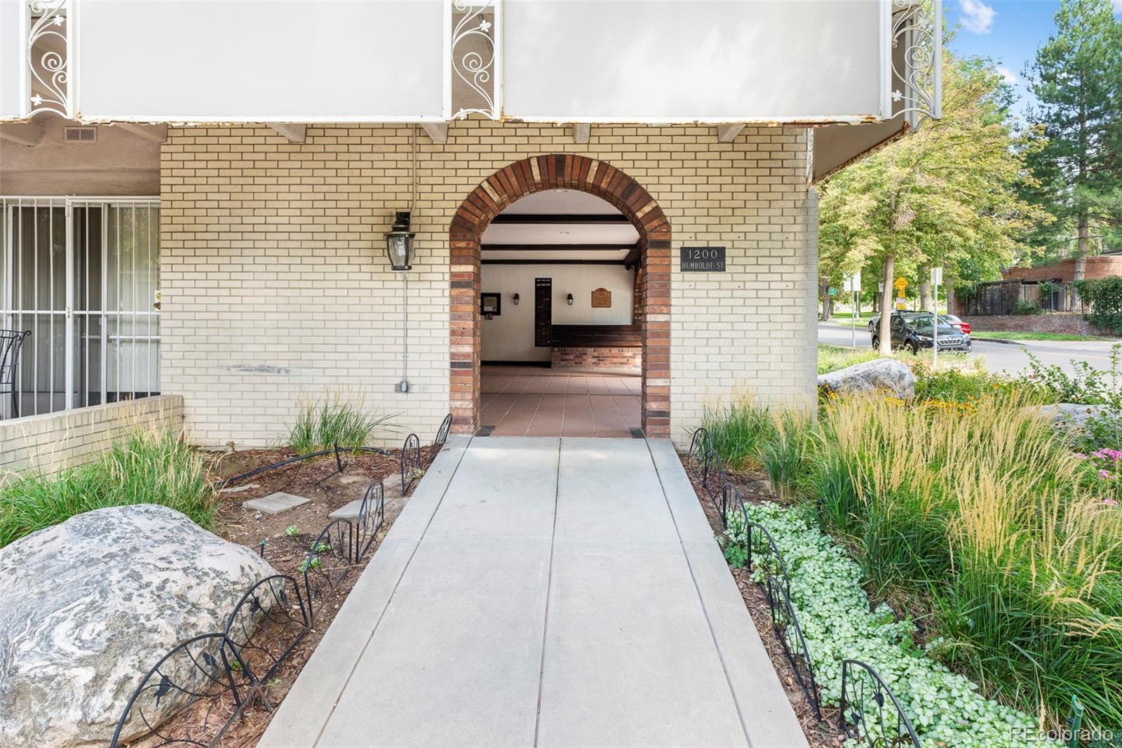 1200 Humboldt Street #701, Denver, CO 80218, 2 Bedrooms Bedrooms, ,2 BathroomsBathrooms,Residential,For Sale,Cheesman Towers,Humboldt,REC2855413